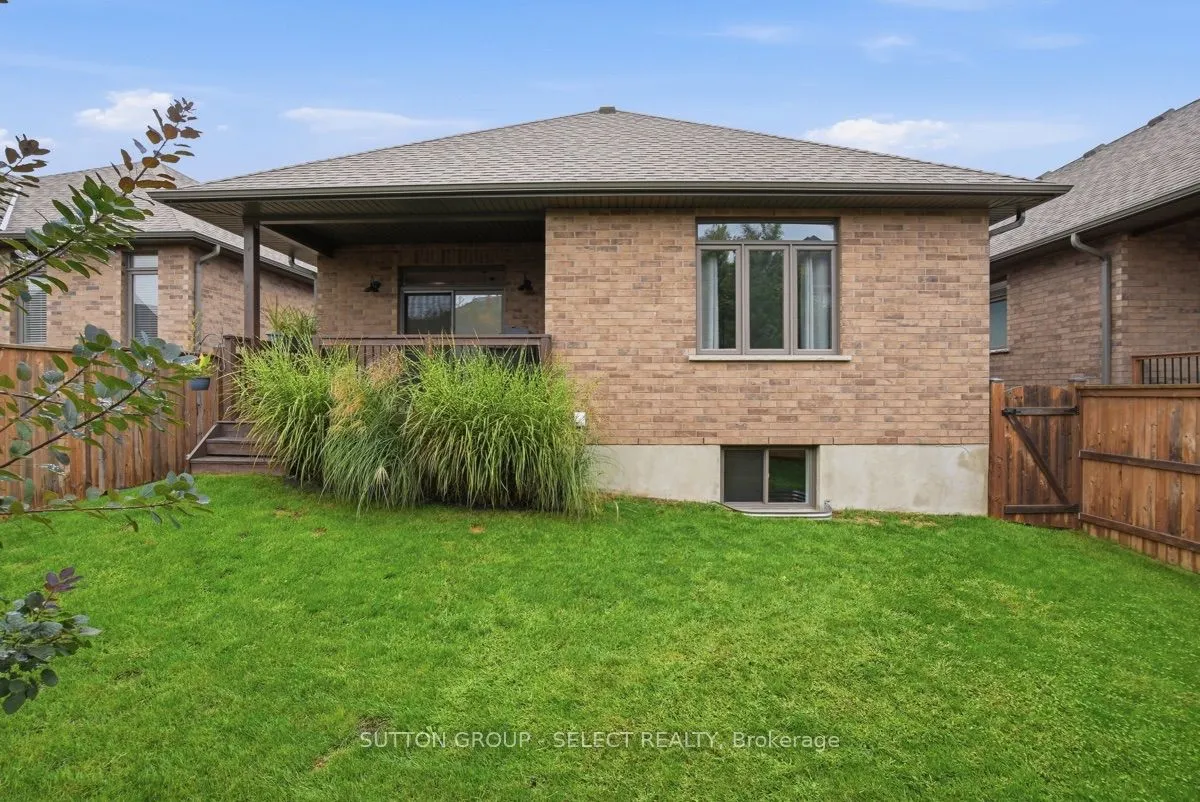 159 COLLINS Way #38
