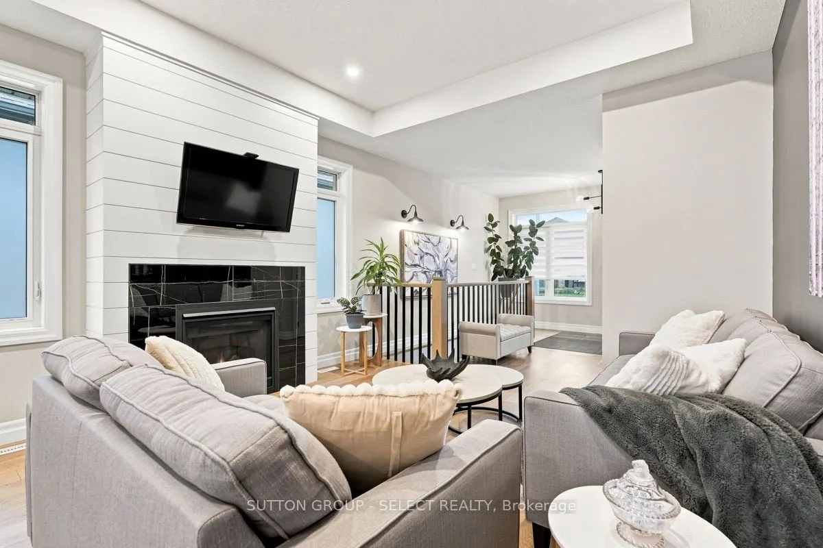 159 COLLINS Way #38