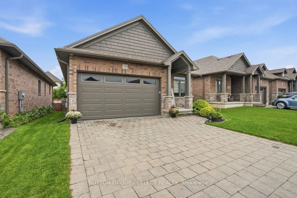 159 COLLINS Way #38