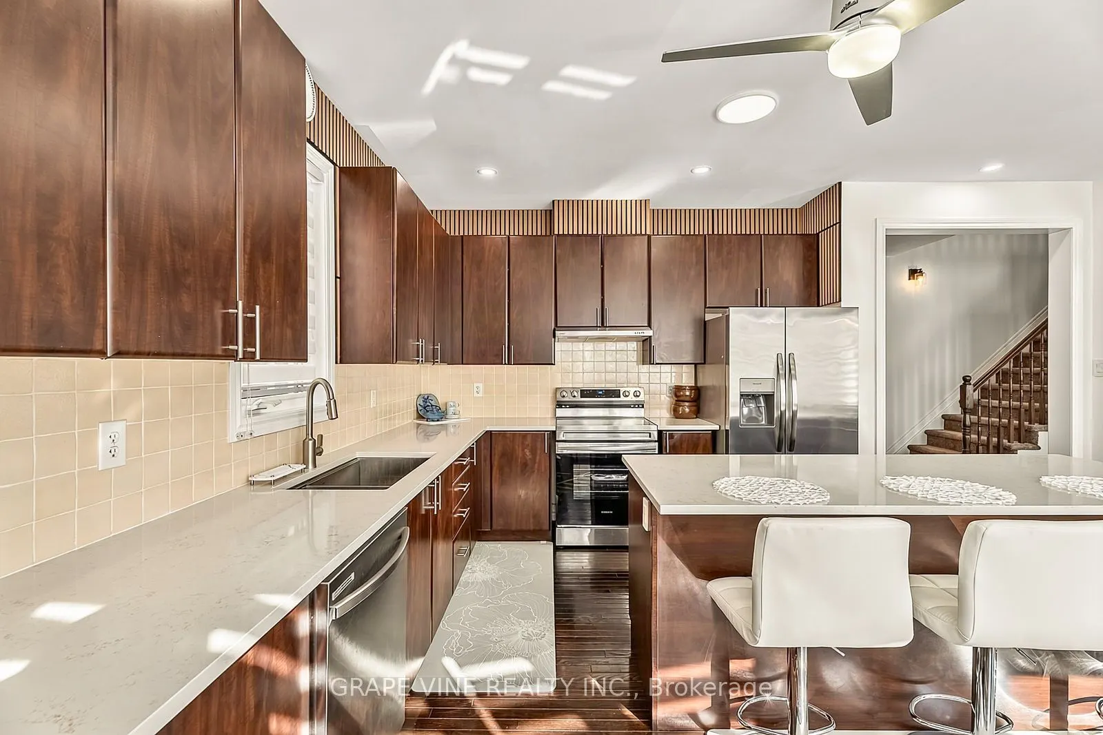 2784 Grand Vista Circle
