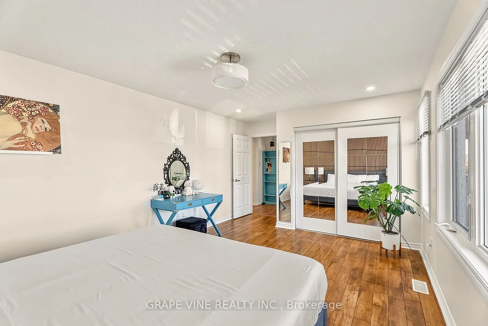 2784 Grand Vista Circle