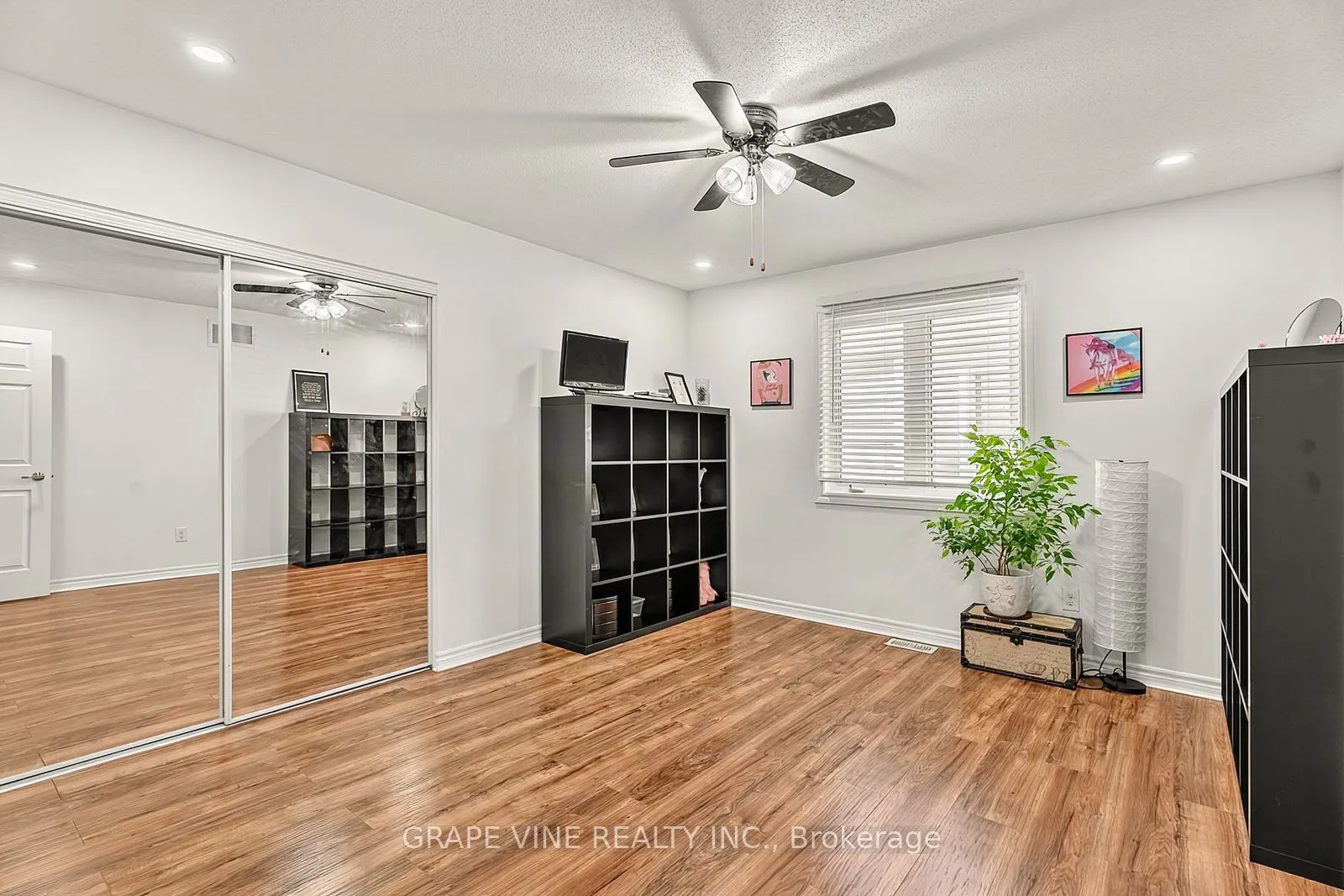 2784 Grand Vista Circle