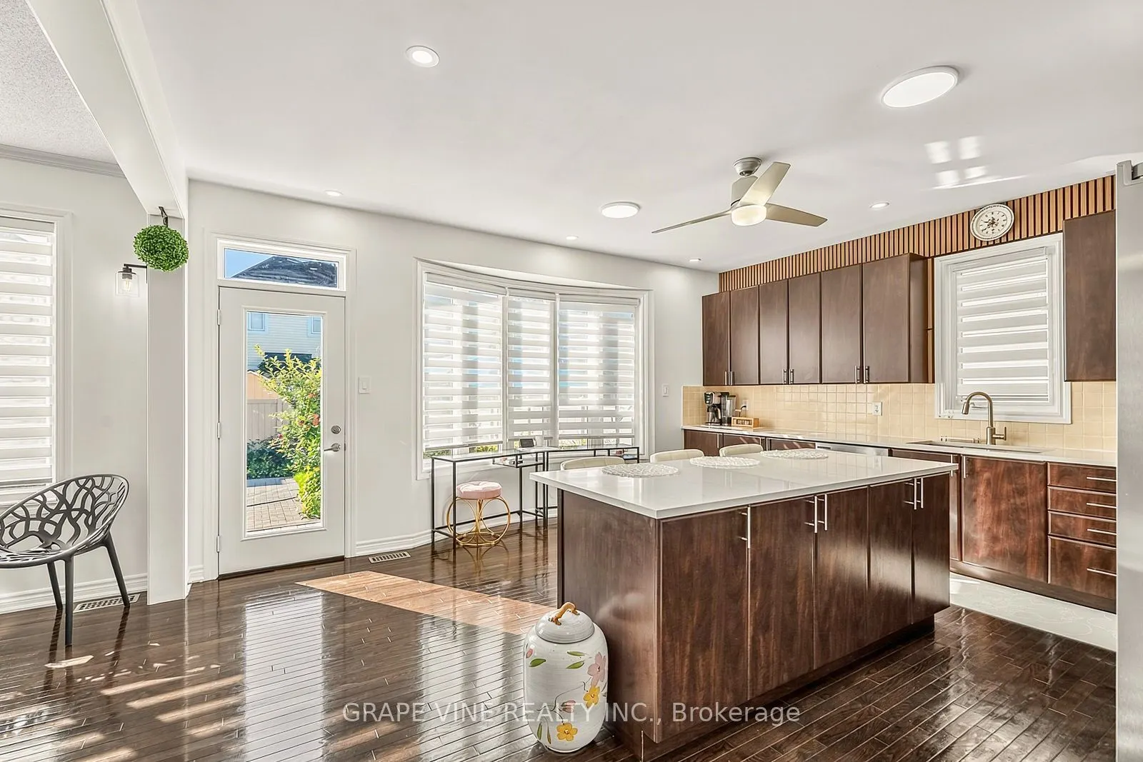 2784 Grand Vista Circle