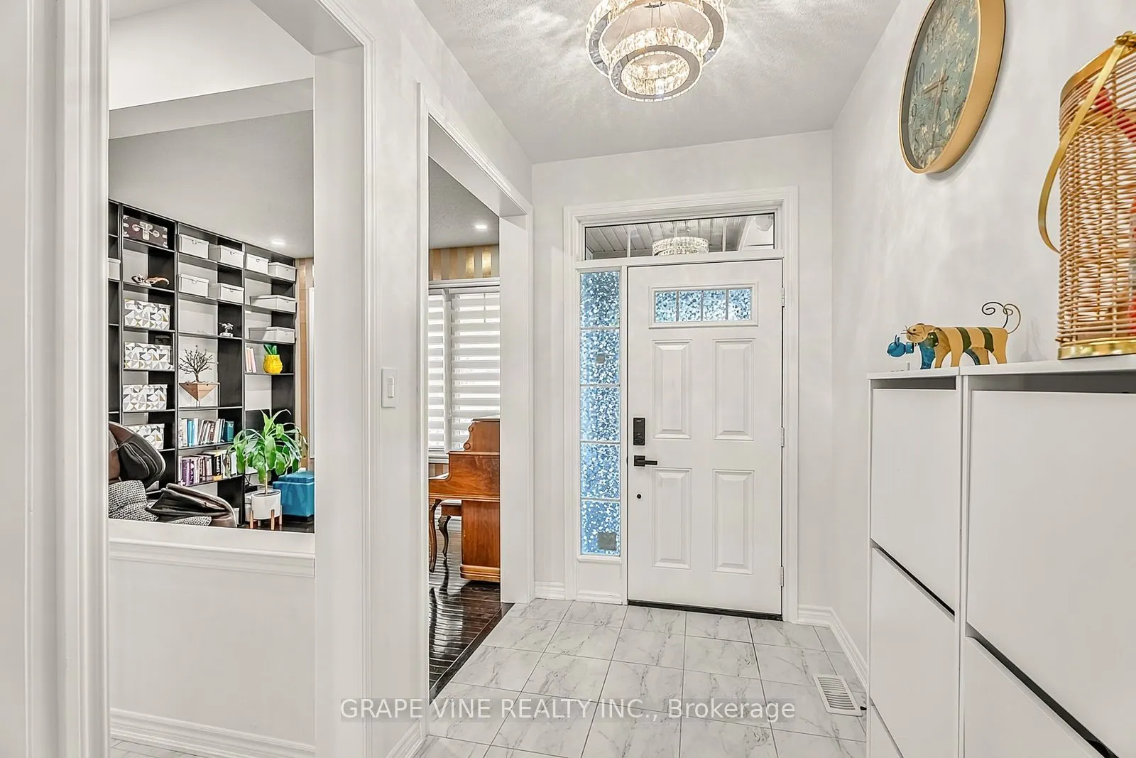 2784 Grand Vista Circle