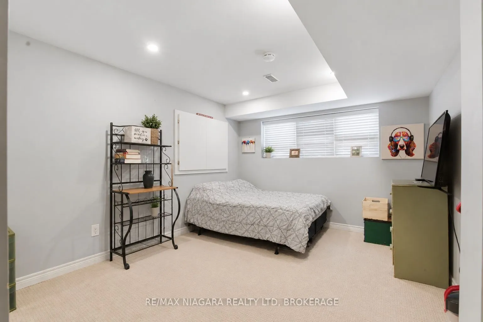 3563 Dominion Road