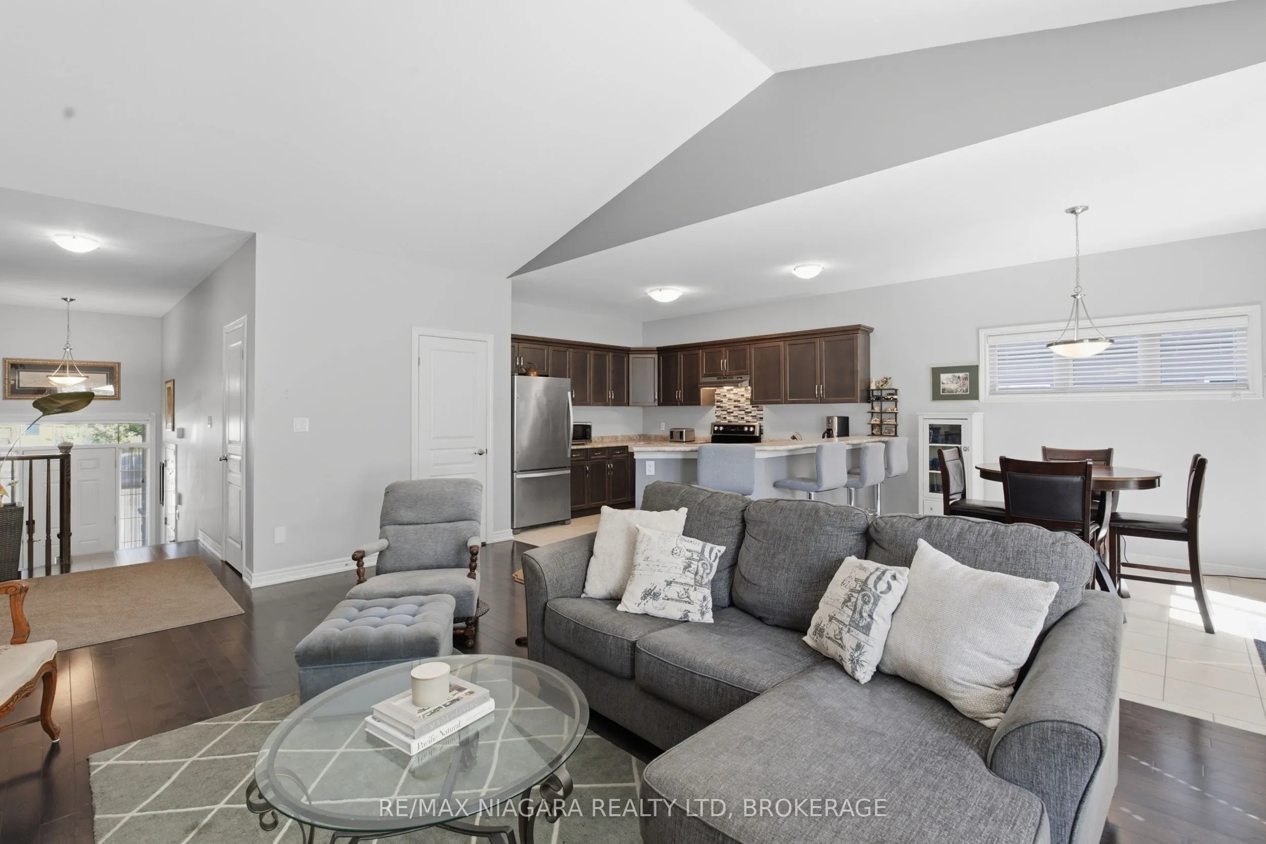 3563 Dominion Road