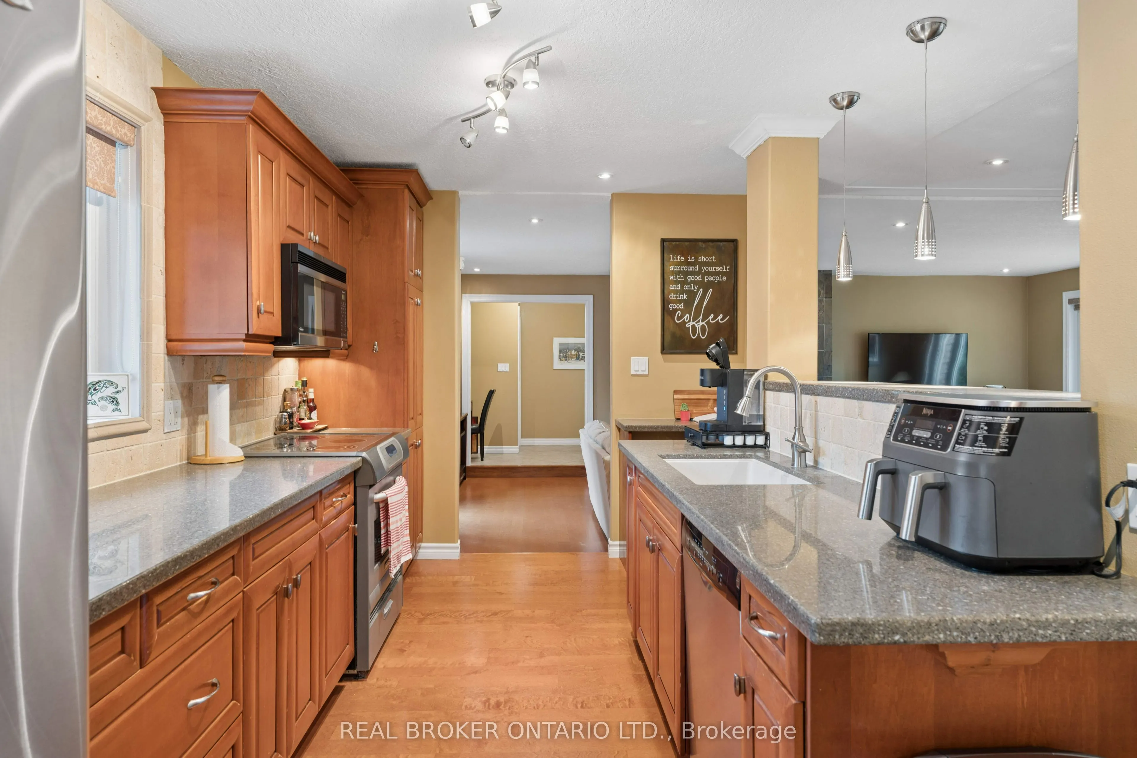 373 Forestlawn Road