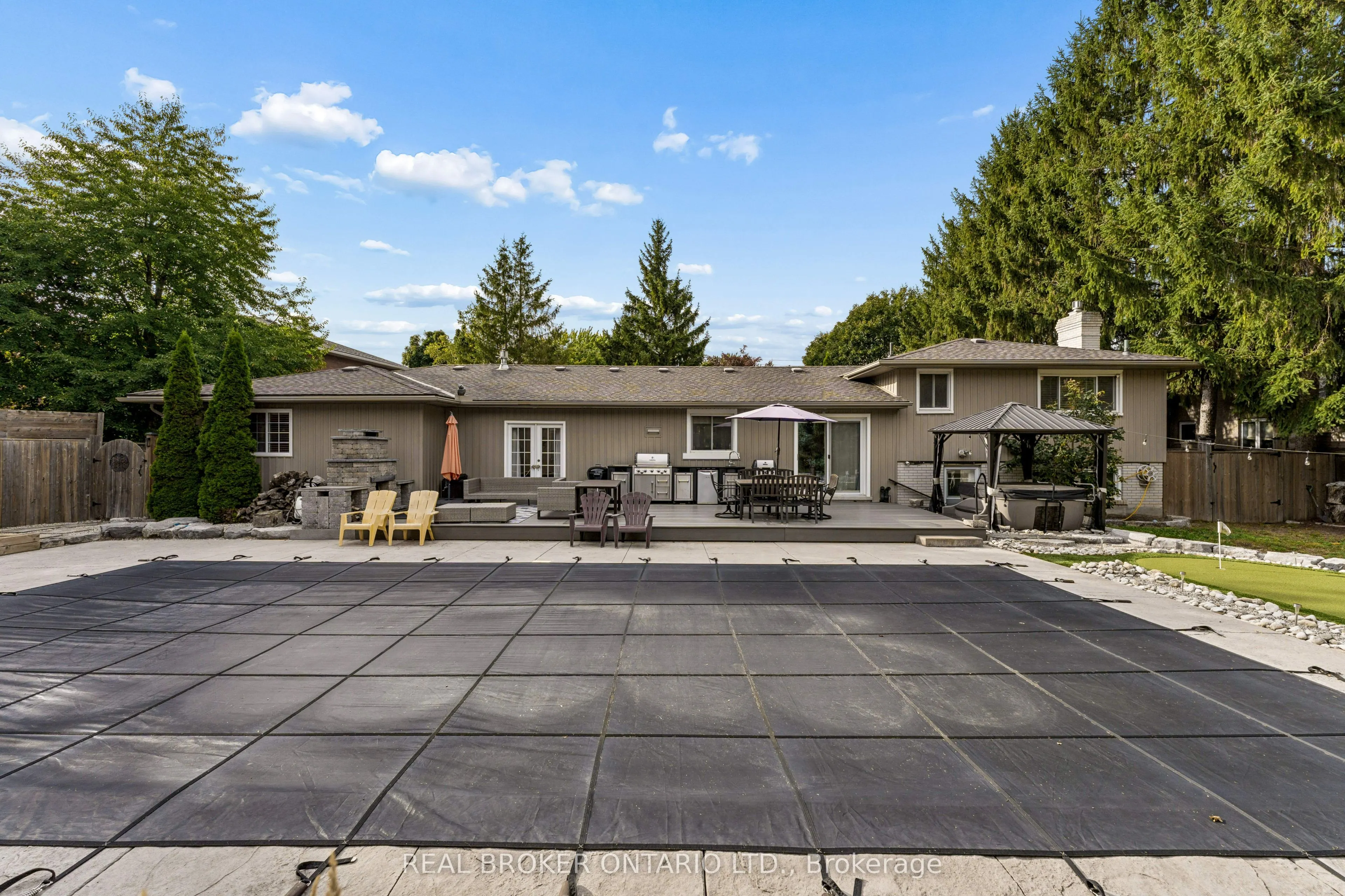 373 Forestlawn Road