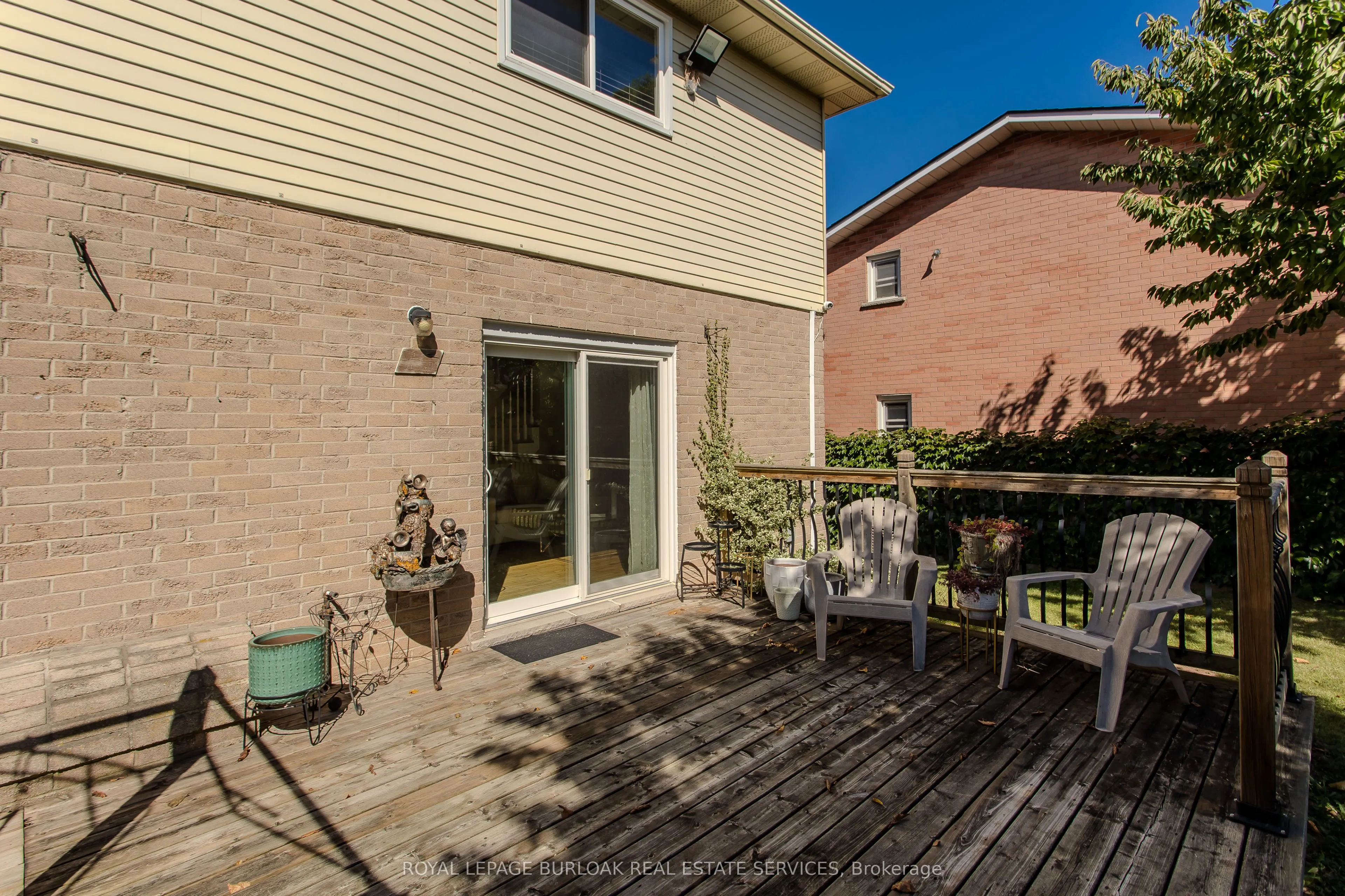 14 Ellington Avenue