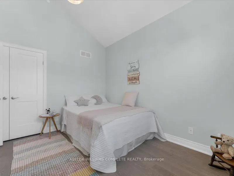17 Ridgeview Crescent #21