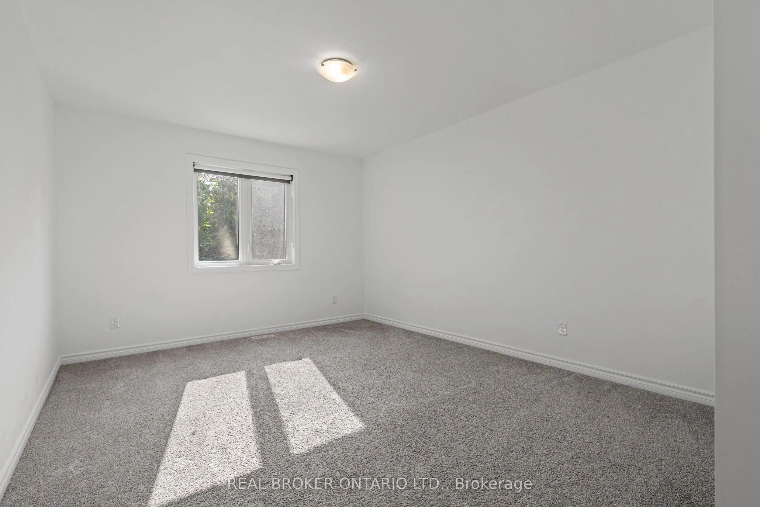 91 Woodedge Circle