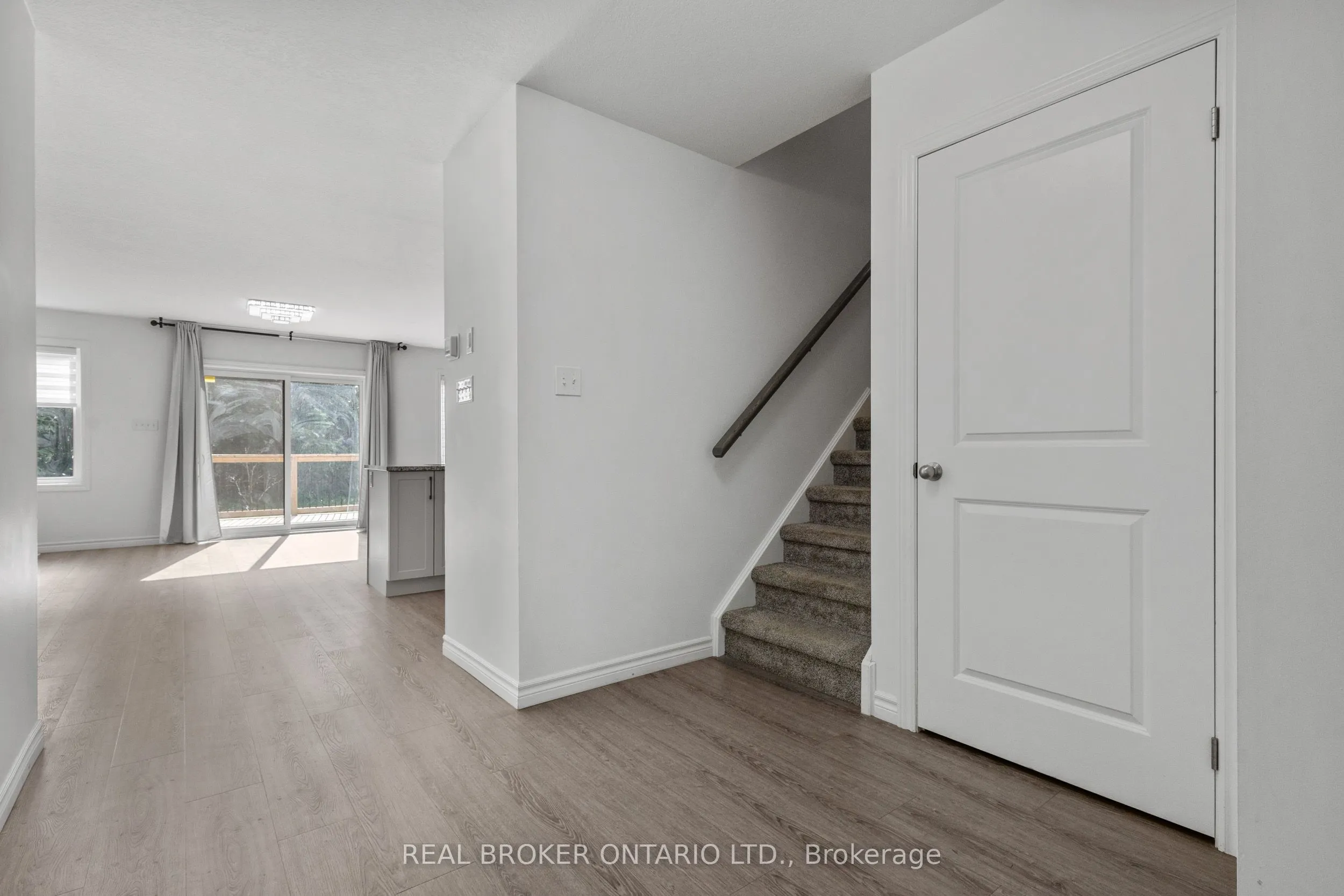 91 Woodedge Circle