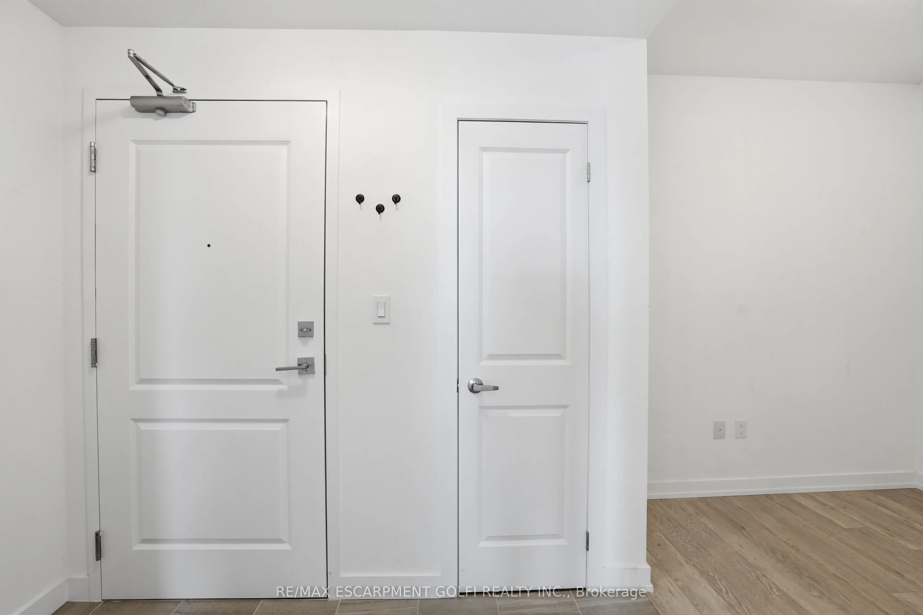 460 Dundas Street E #1008