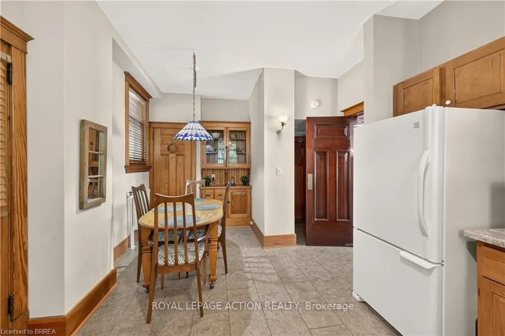 29 Lorne Crescent