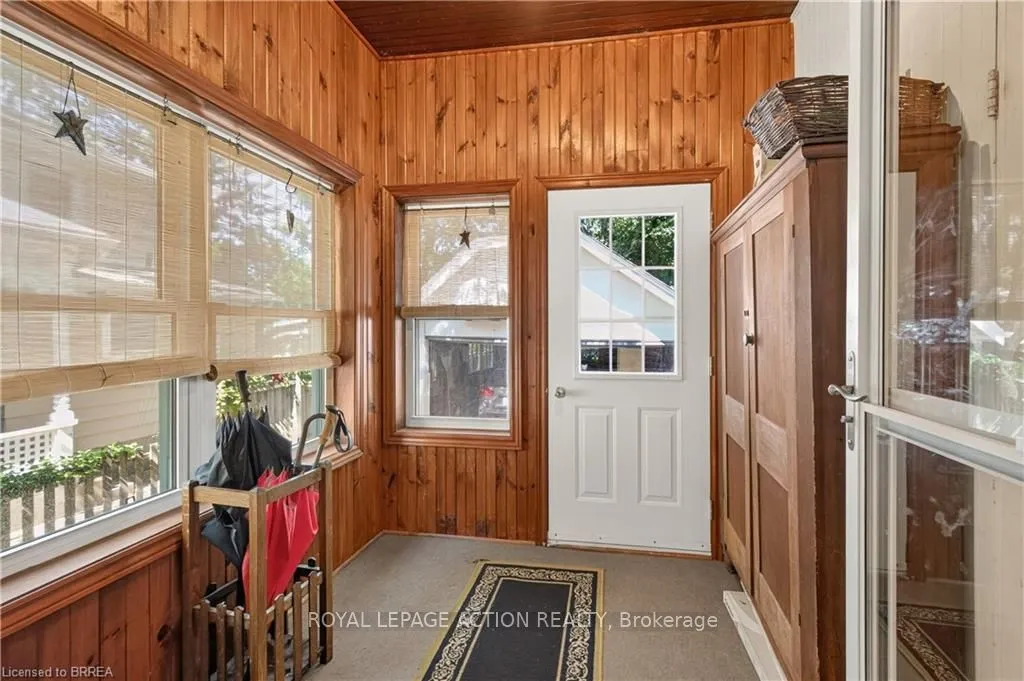 29 Lorne Crescent