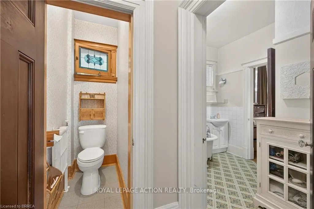 29 Lorne Crescent