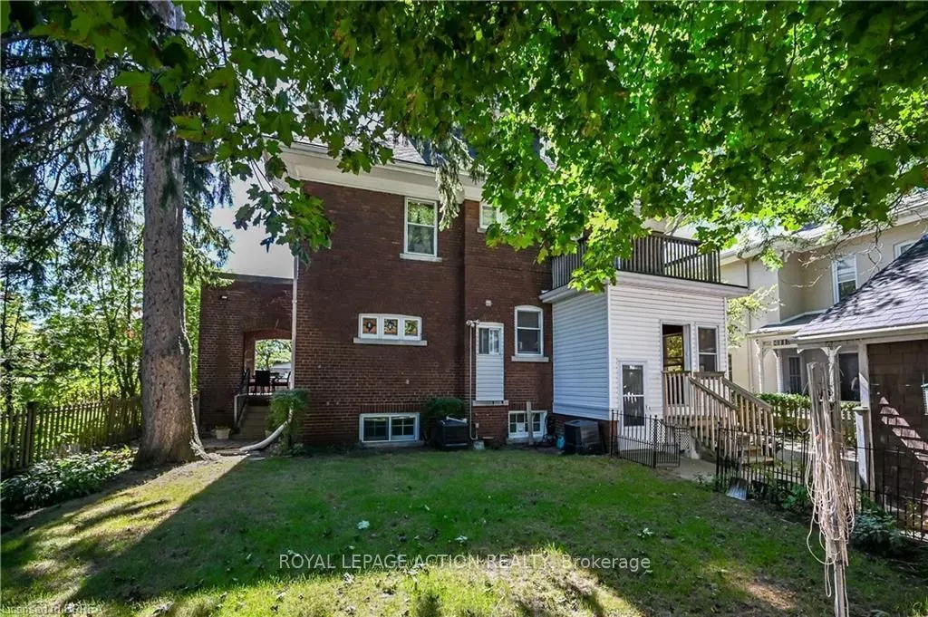 29 Lorne Crescent