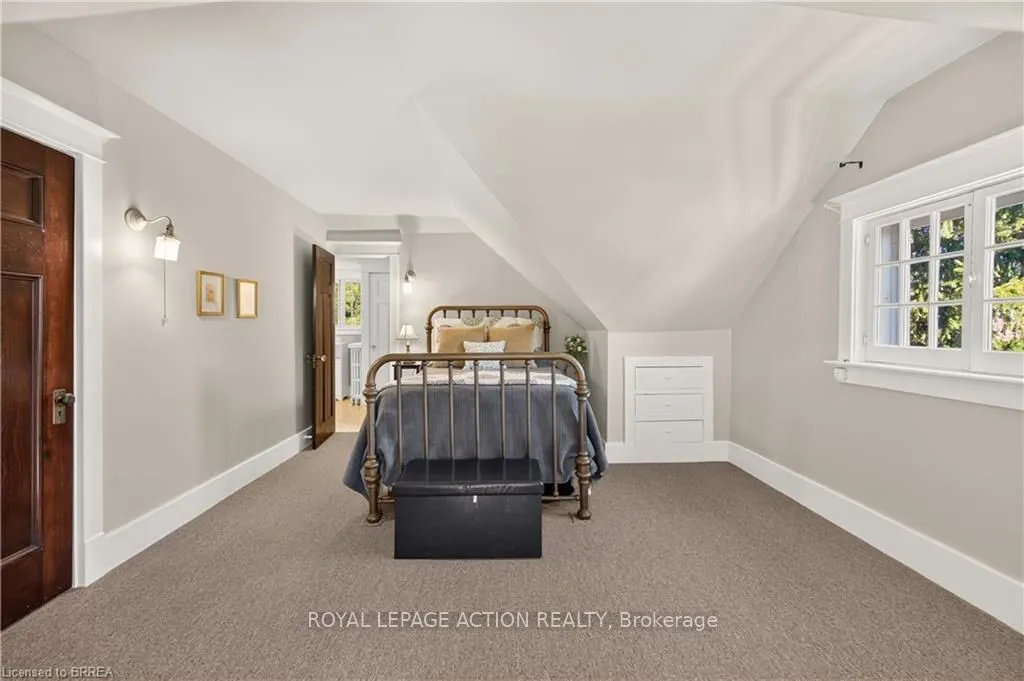 29 Lorne Crescent