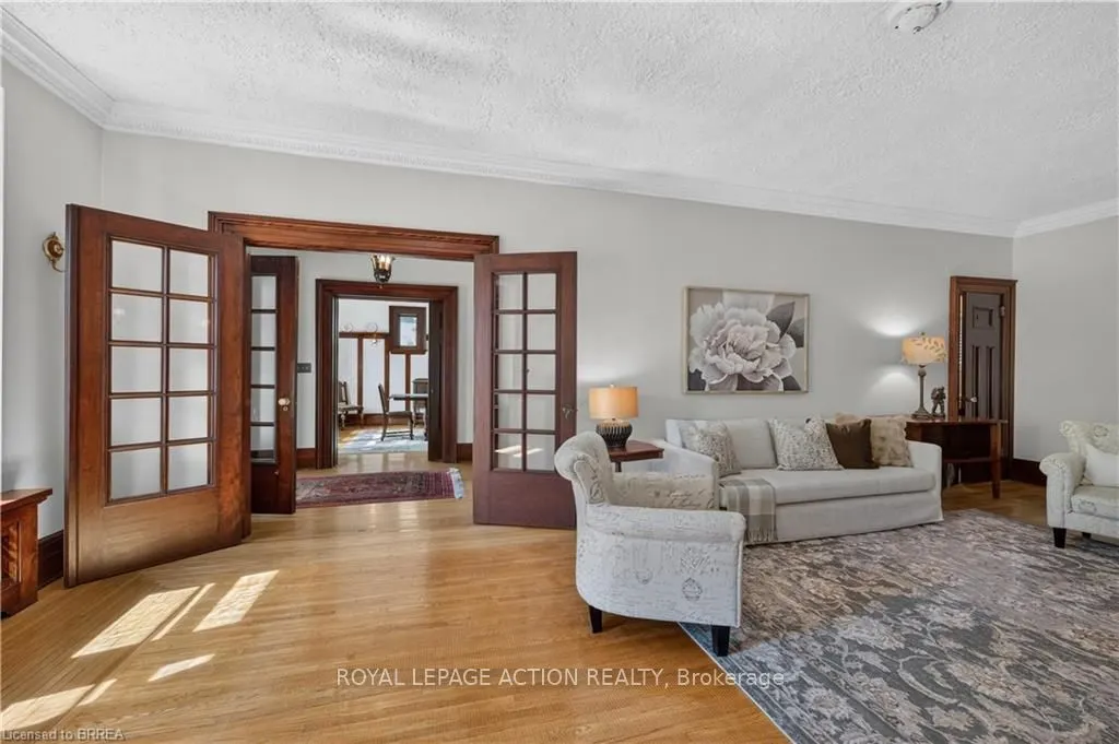 29 Lorne Crescent