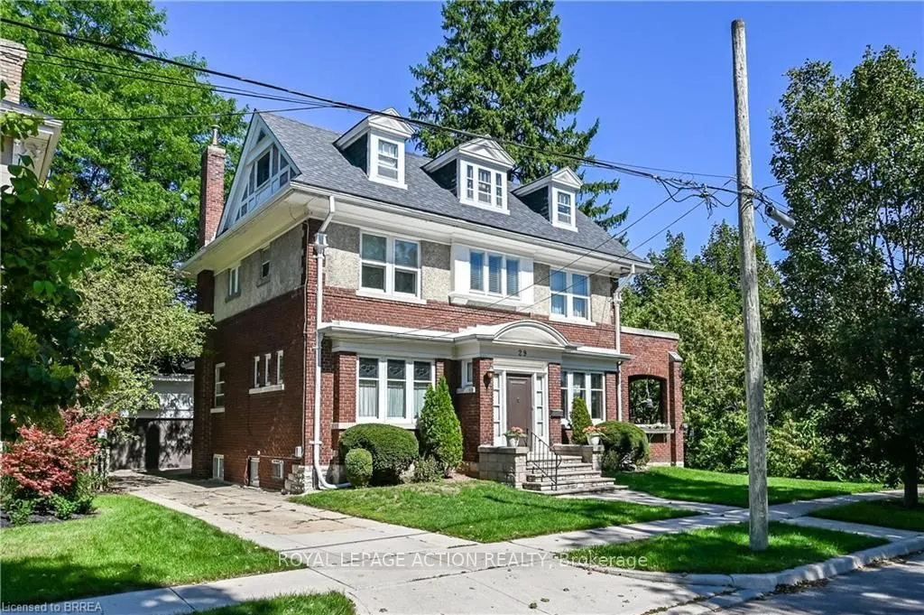 29 Lorne Crescent