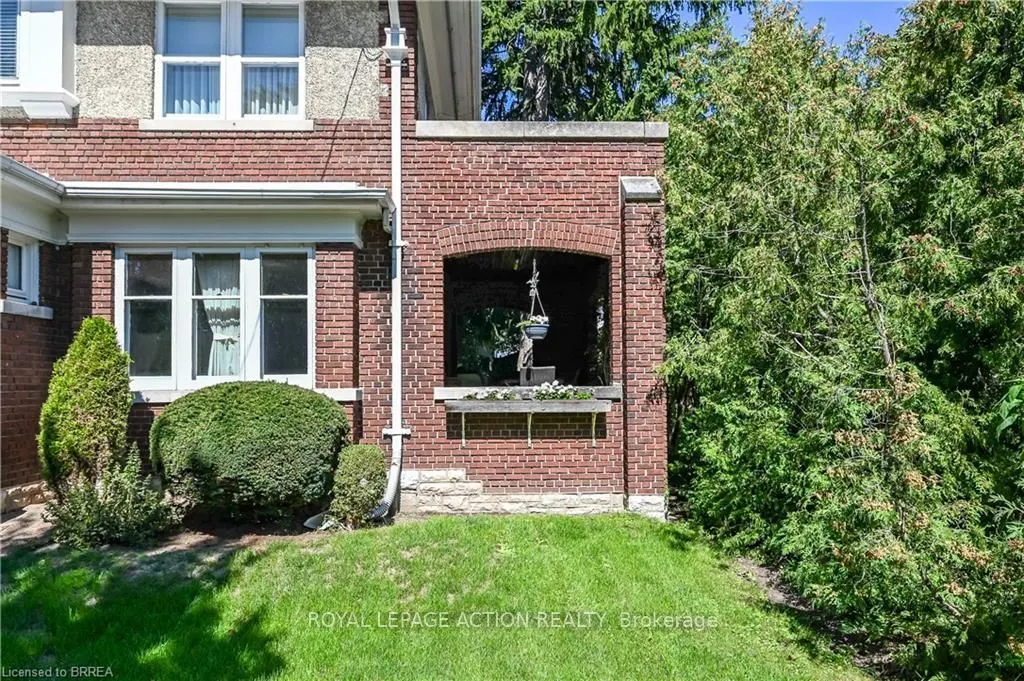 29 Lorne Crescent