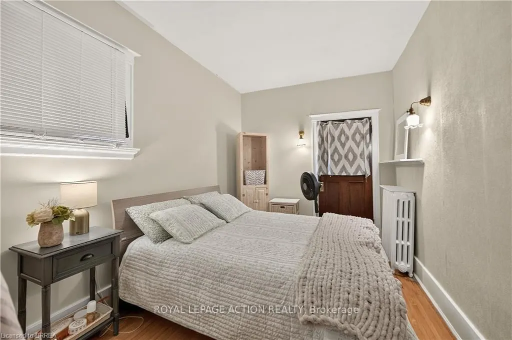29 Lorne Crescent