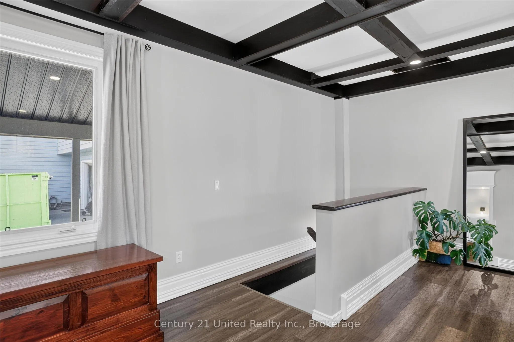 759 Hurley Street
