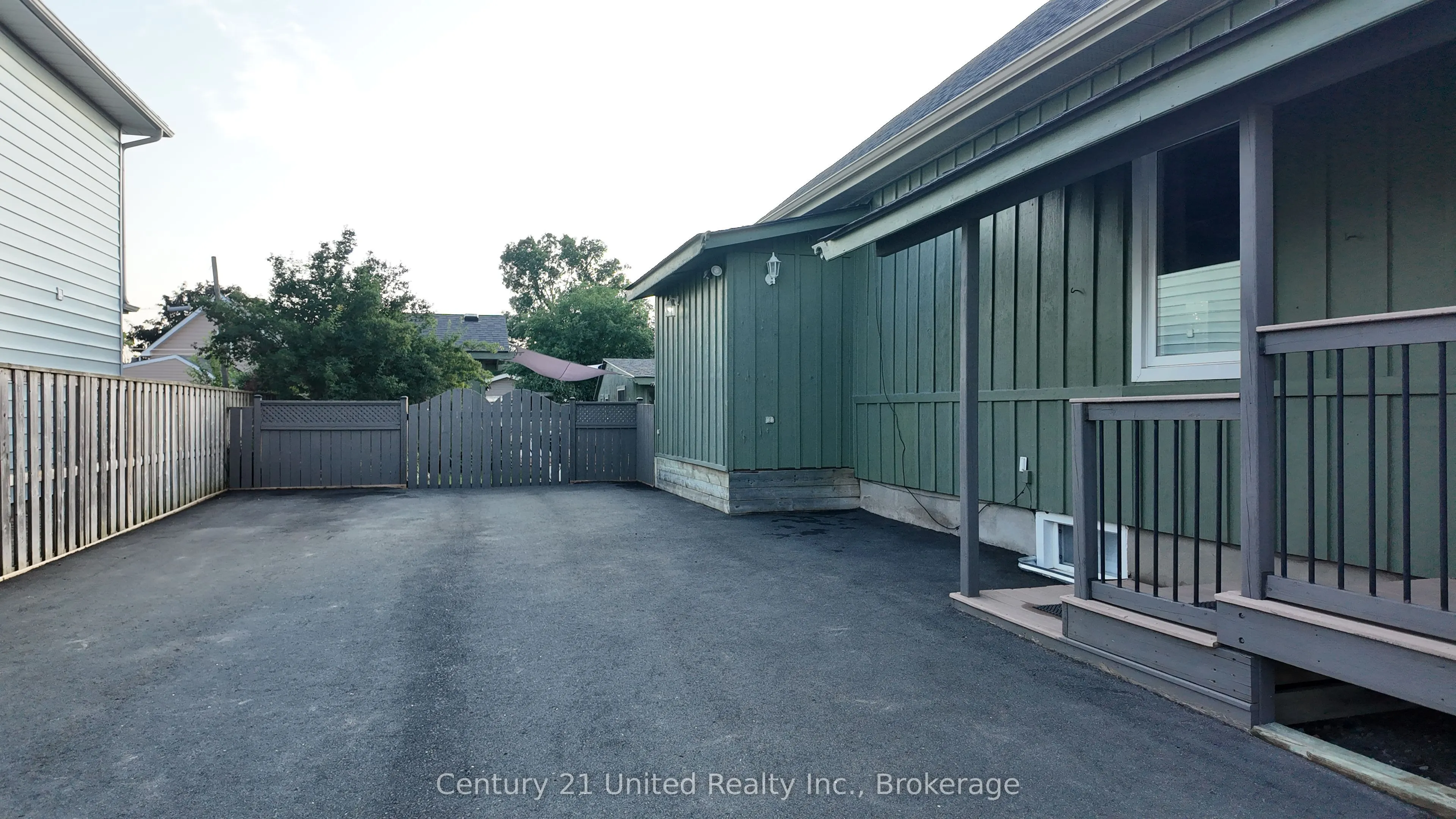 759 Hurley Street