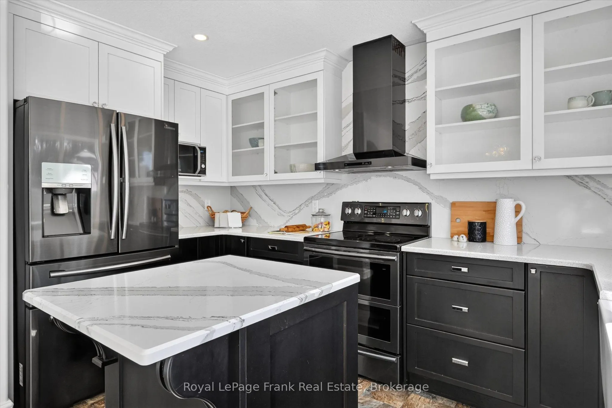 2439 Denure Drive