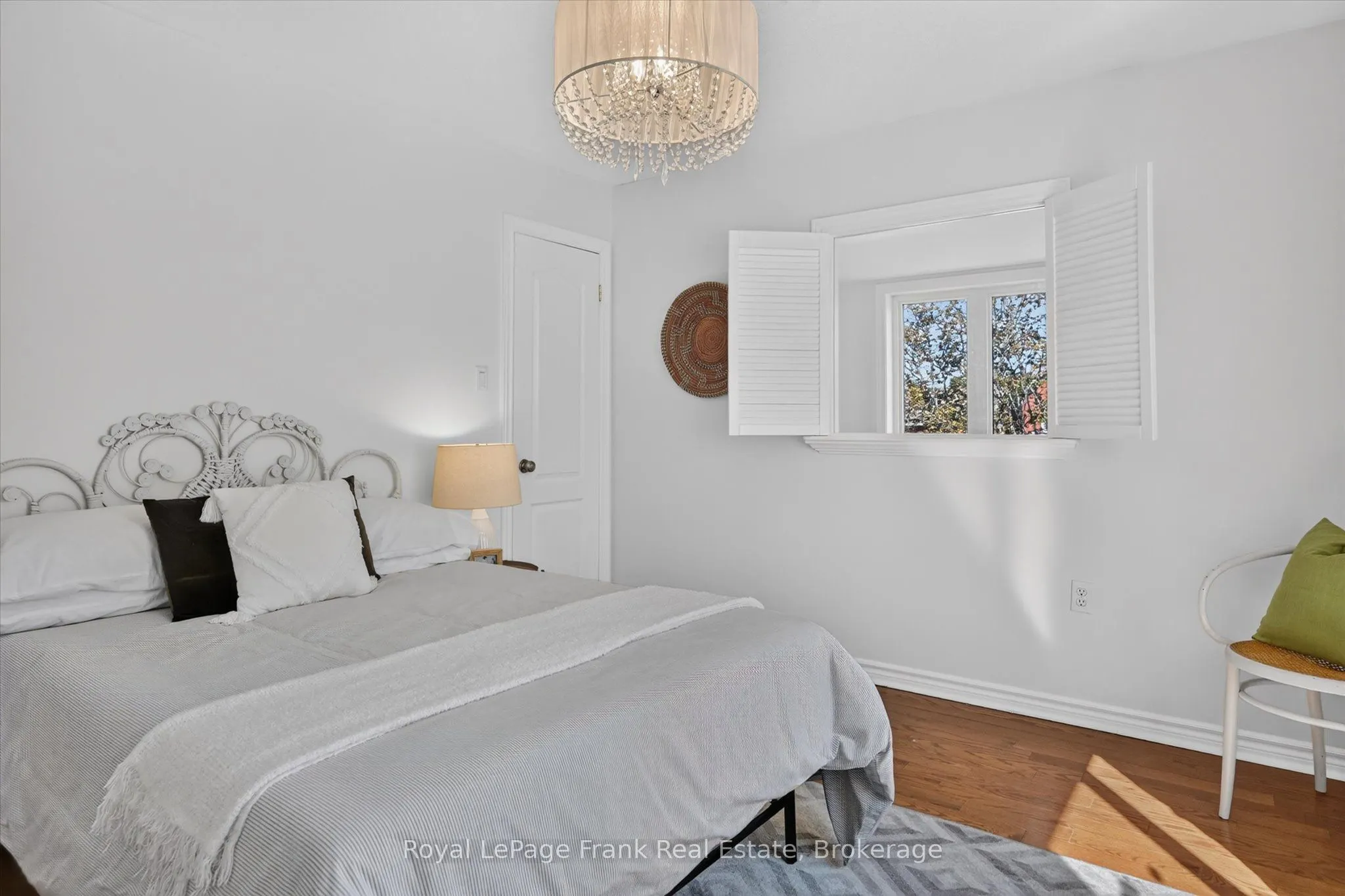 2439 Denure Drive