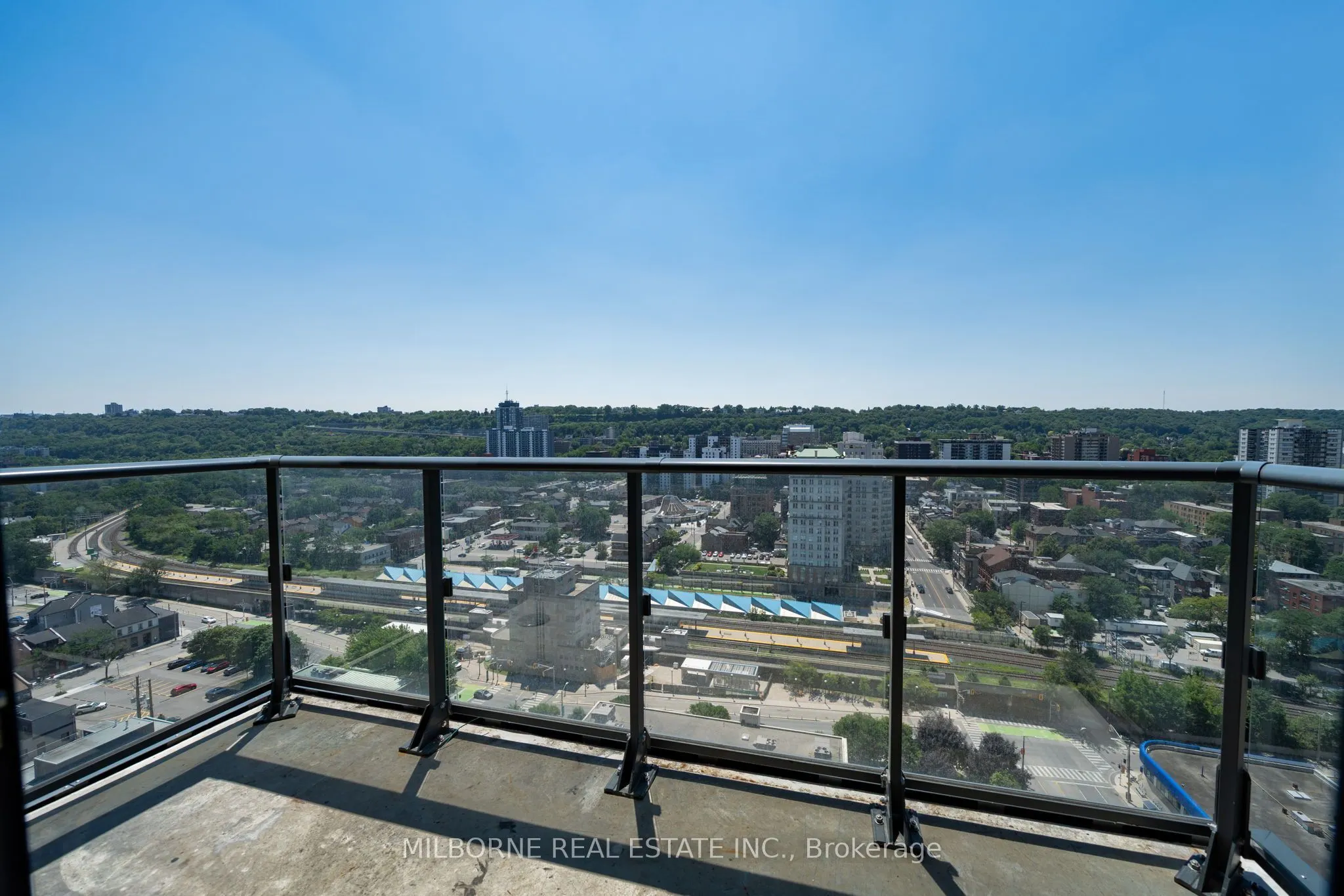 75 James Street S #522