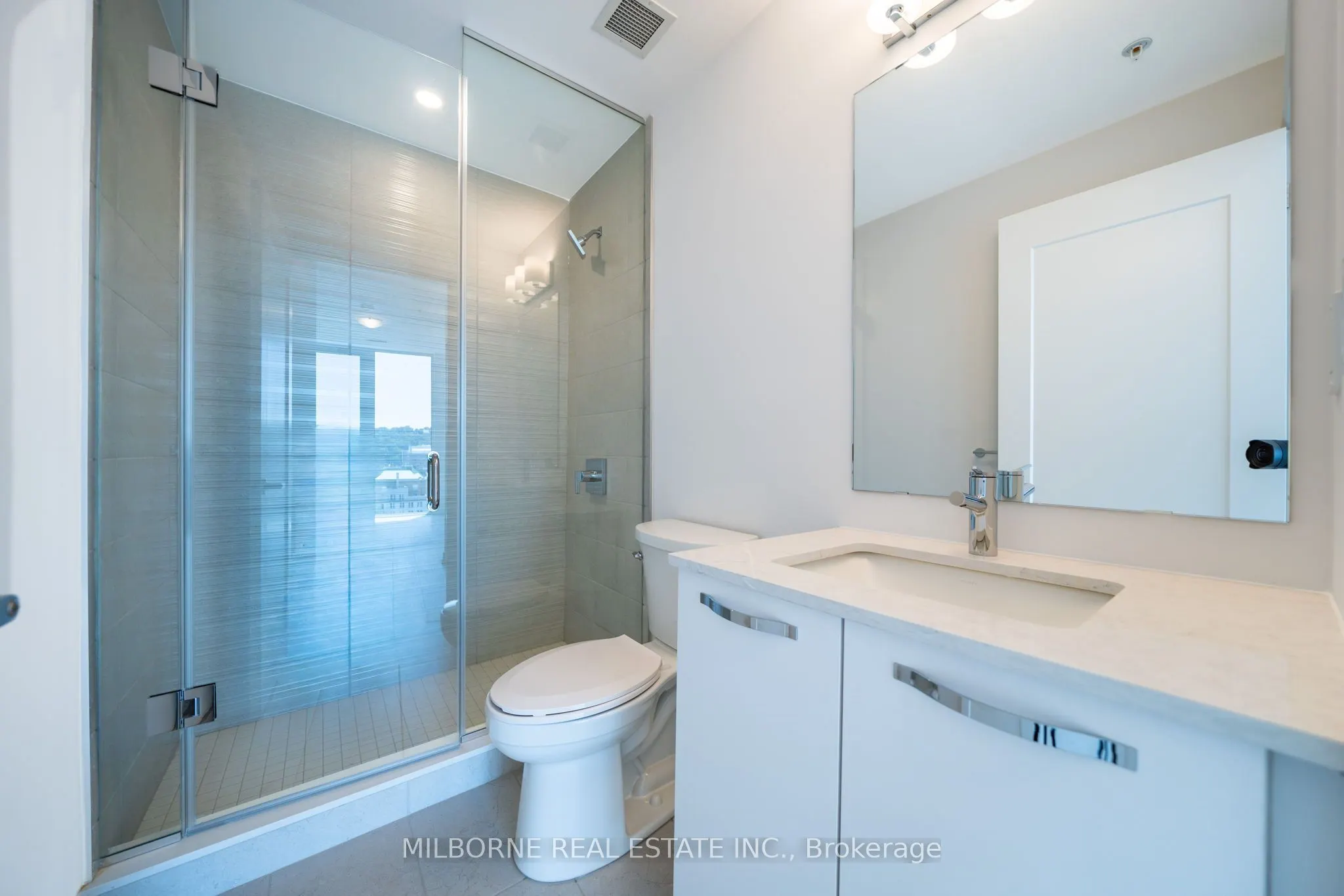 75 James Street S #522