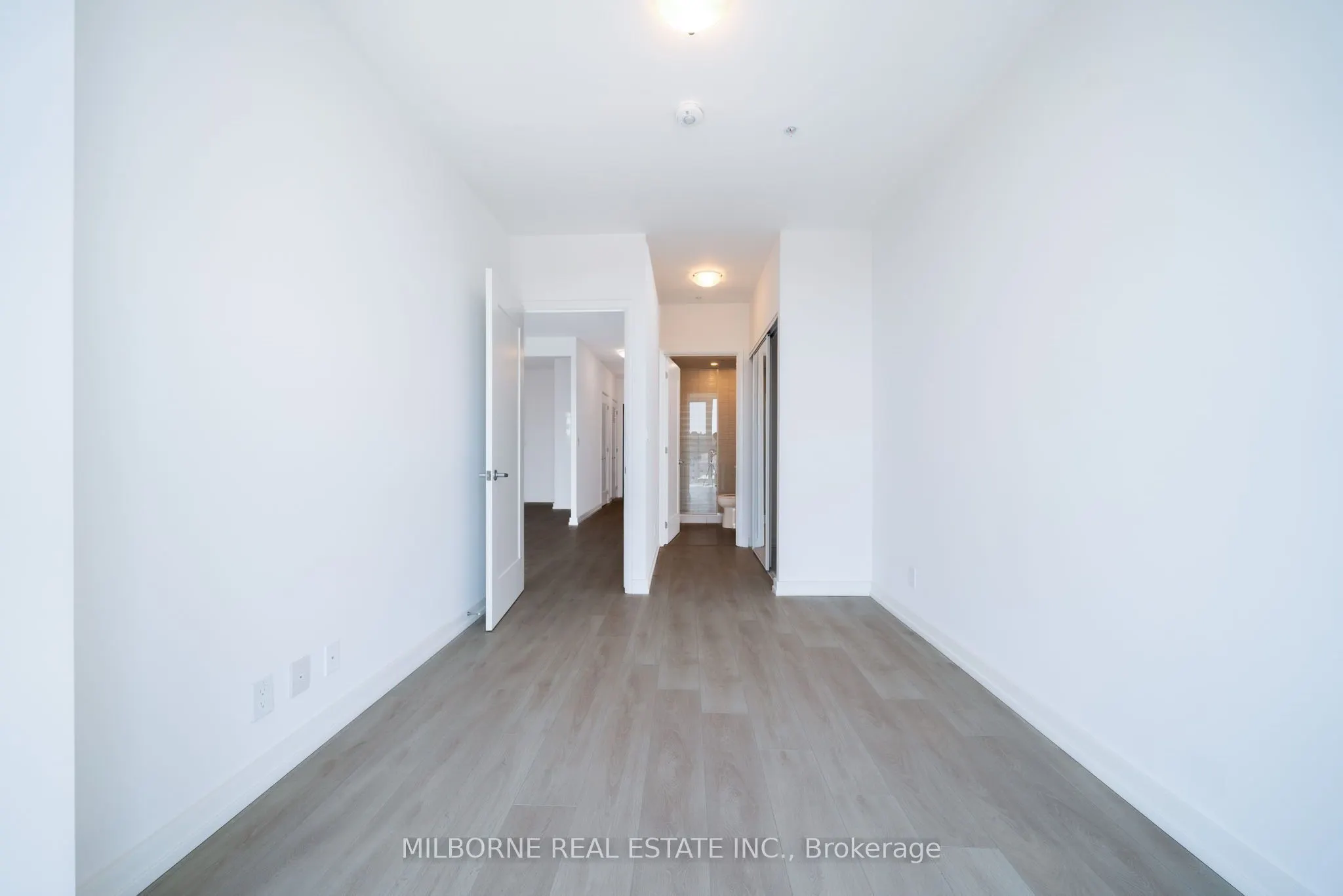 75 James Street S #522