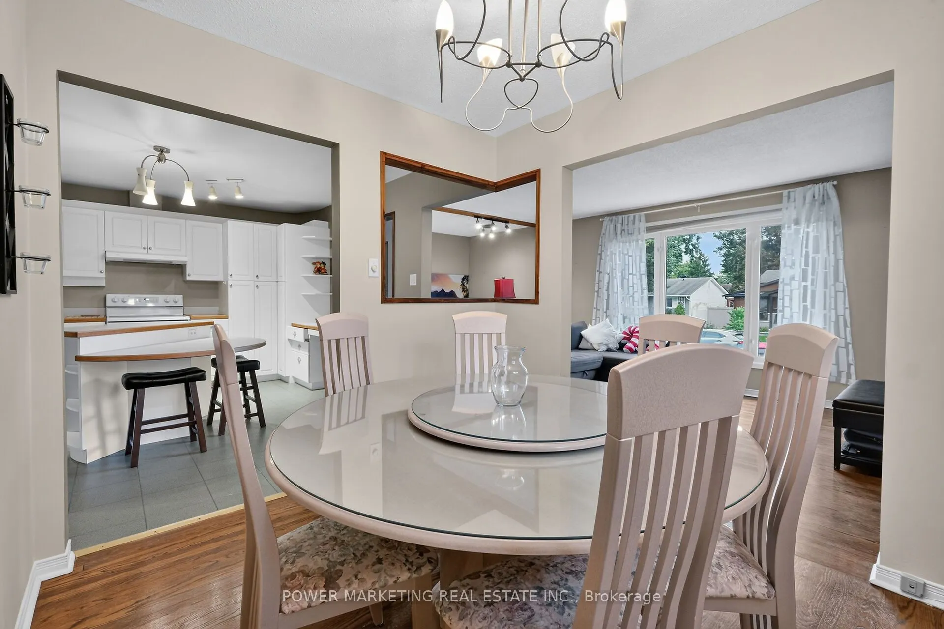 2213 FILLMORE Crescent