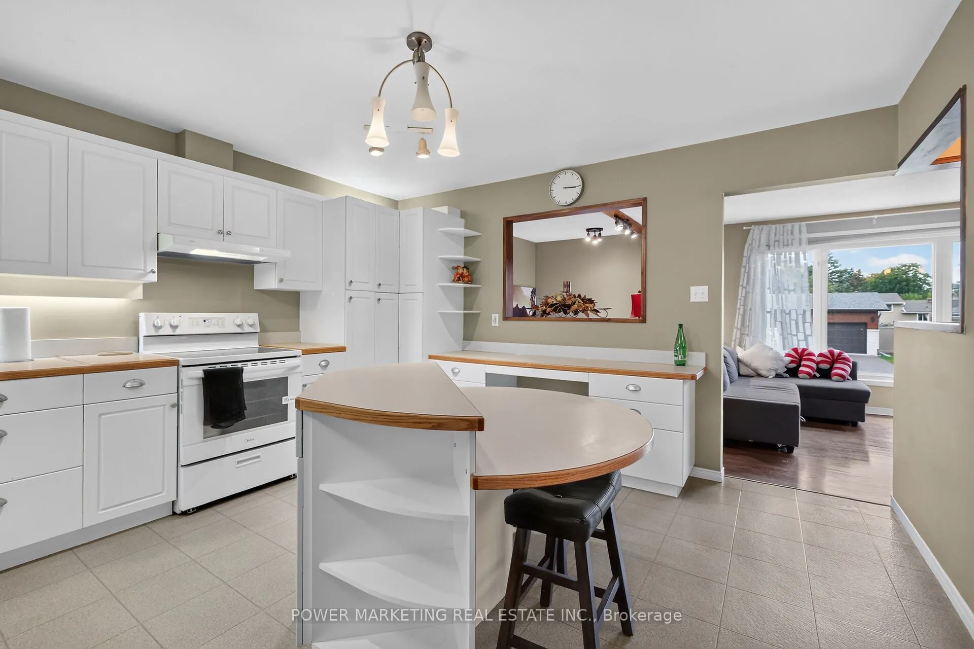 2213 FILLMORE Crescent