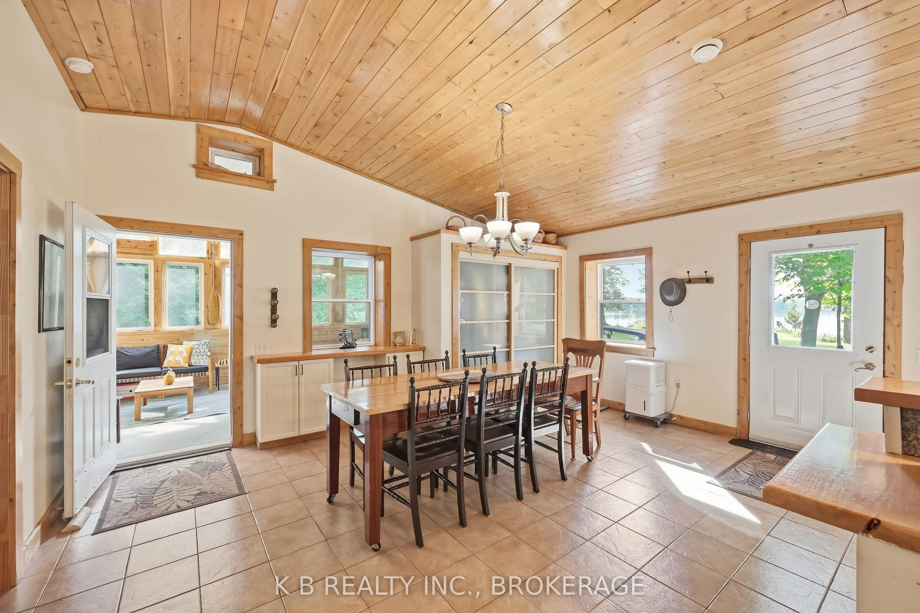 387 Christian Lane