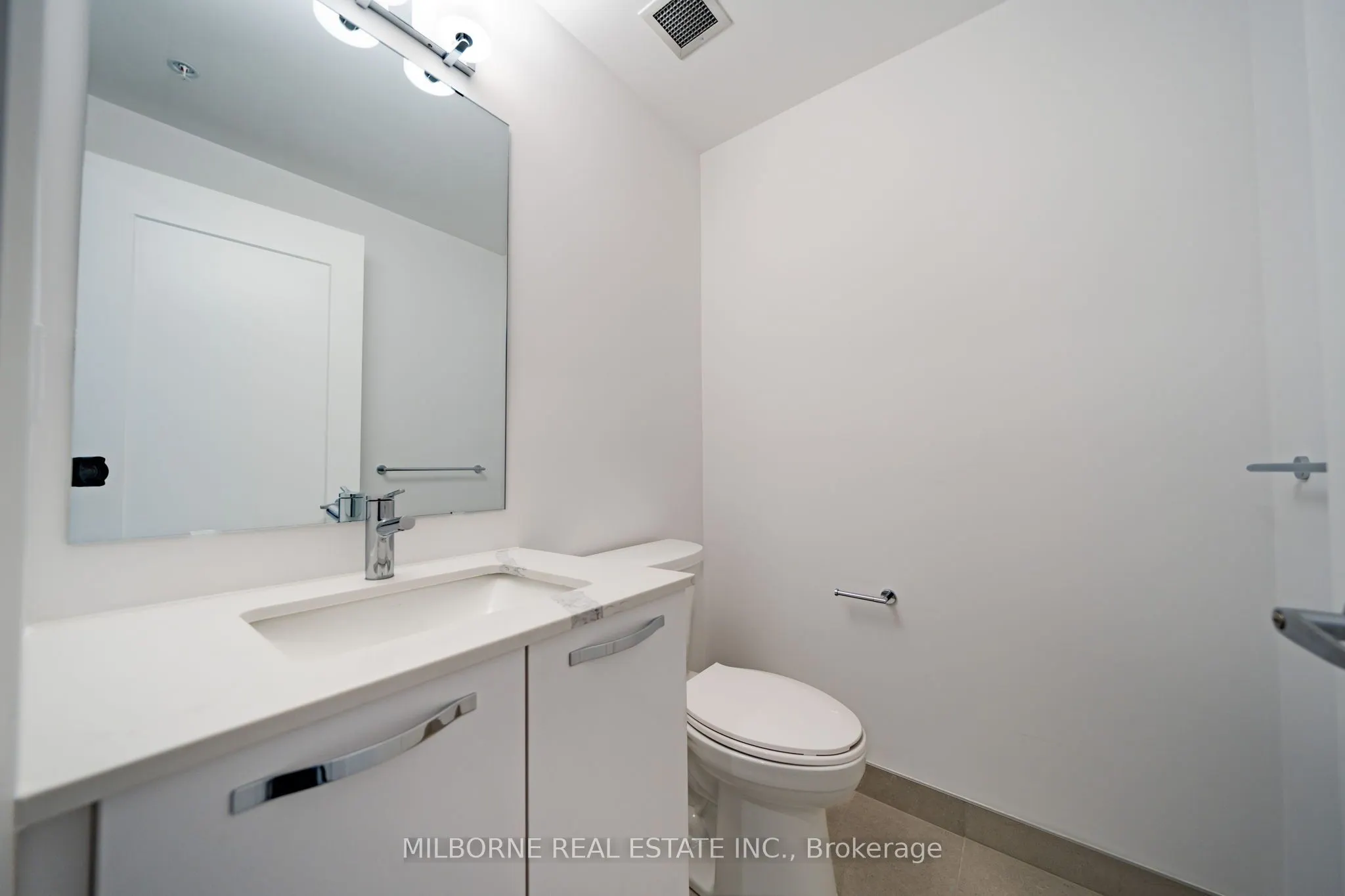 75 James Street S #2108