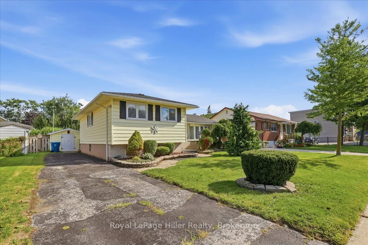 66 Elgin Crescent