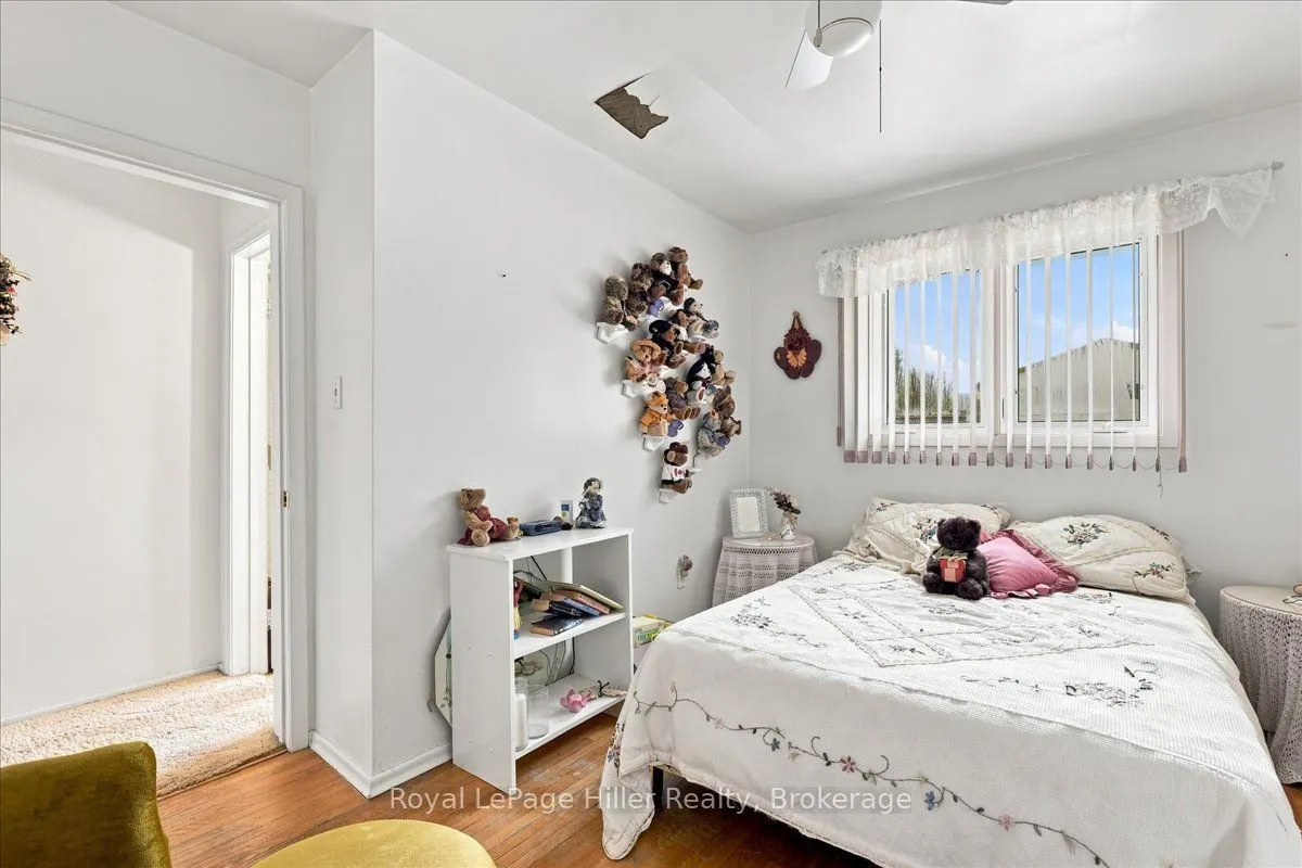 66 Elgin Crescent