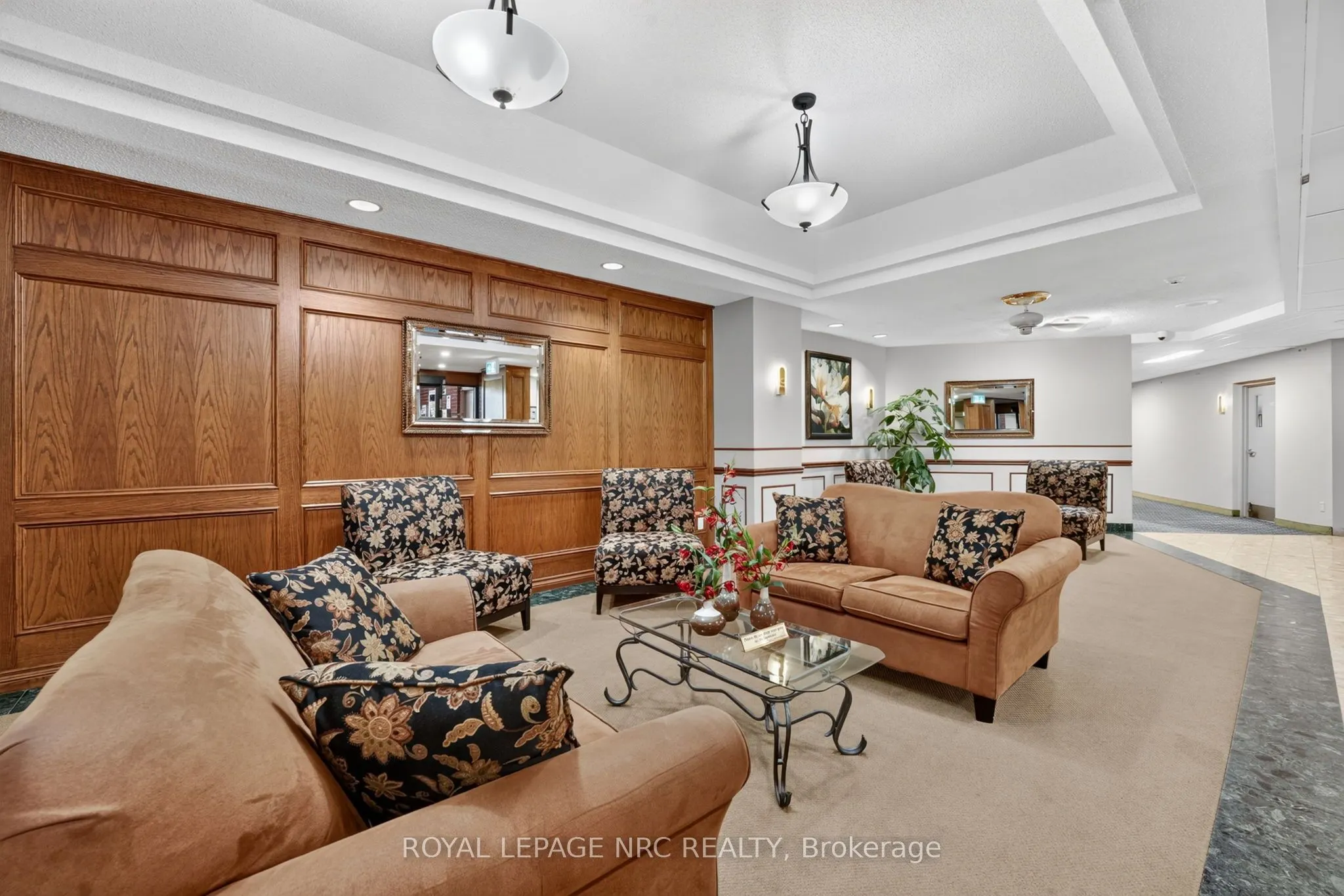 7 Gale Crescent #302