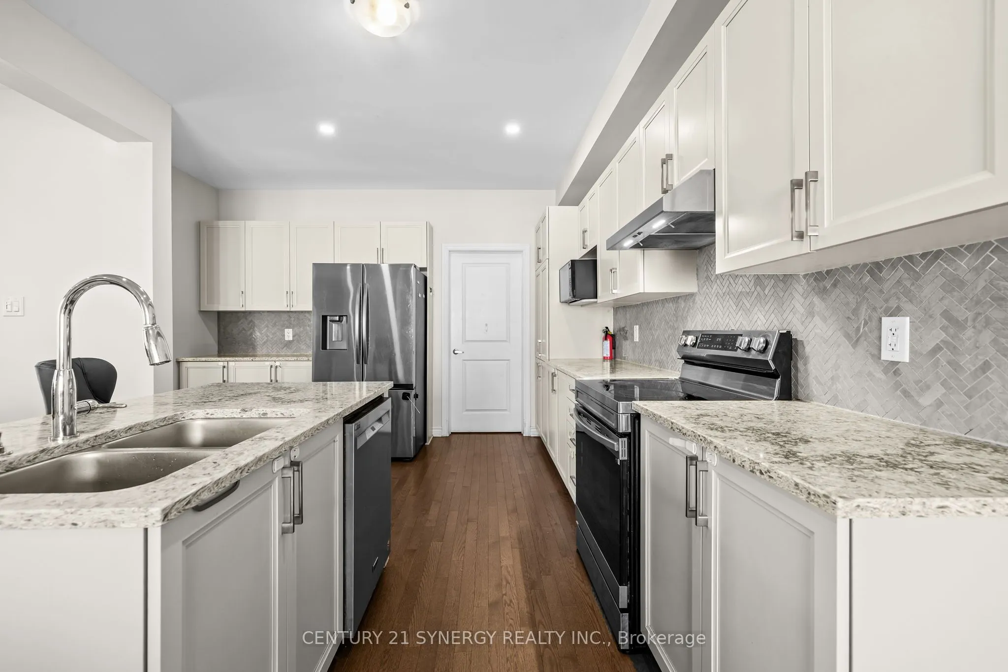 54 Eramosa Crescent