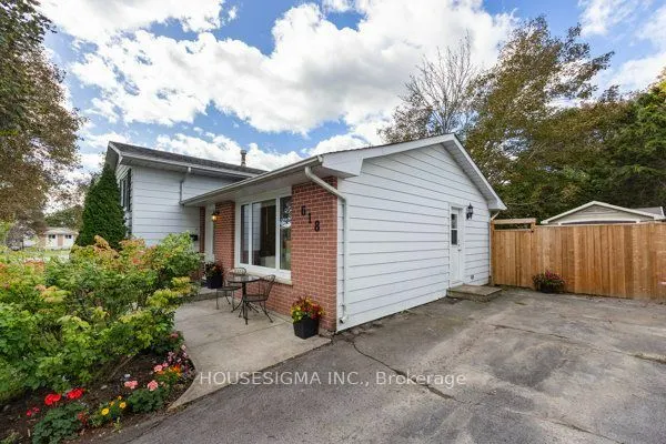 618 Aylmer Crescent