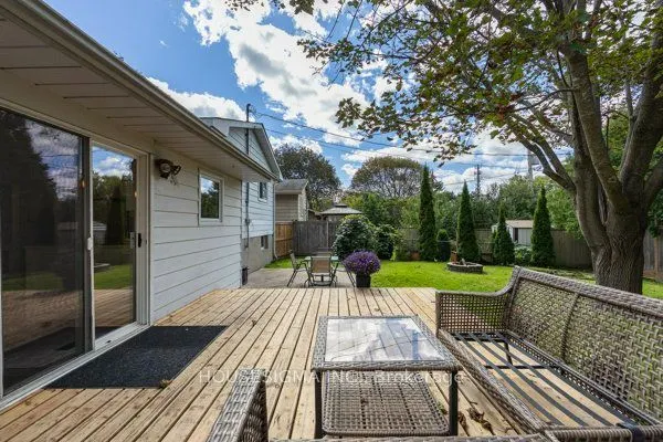 618 Aylmer Crescent