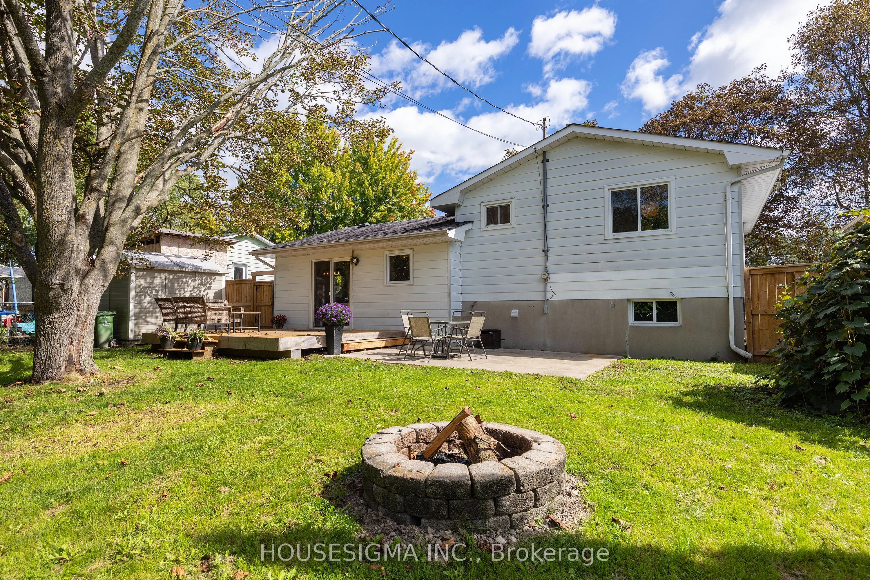 618 Aylmer Crescent