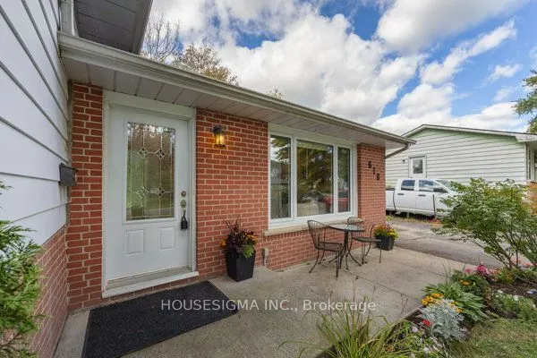 618 Aylmer Crescent