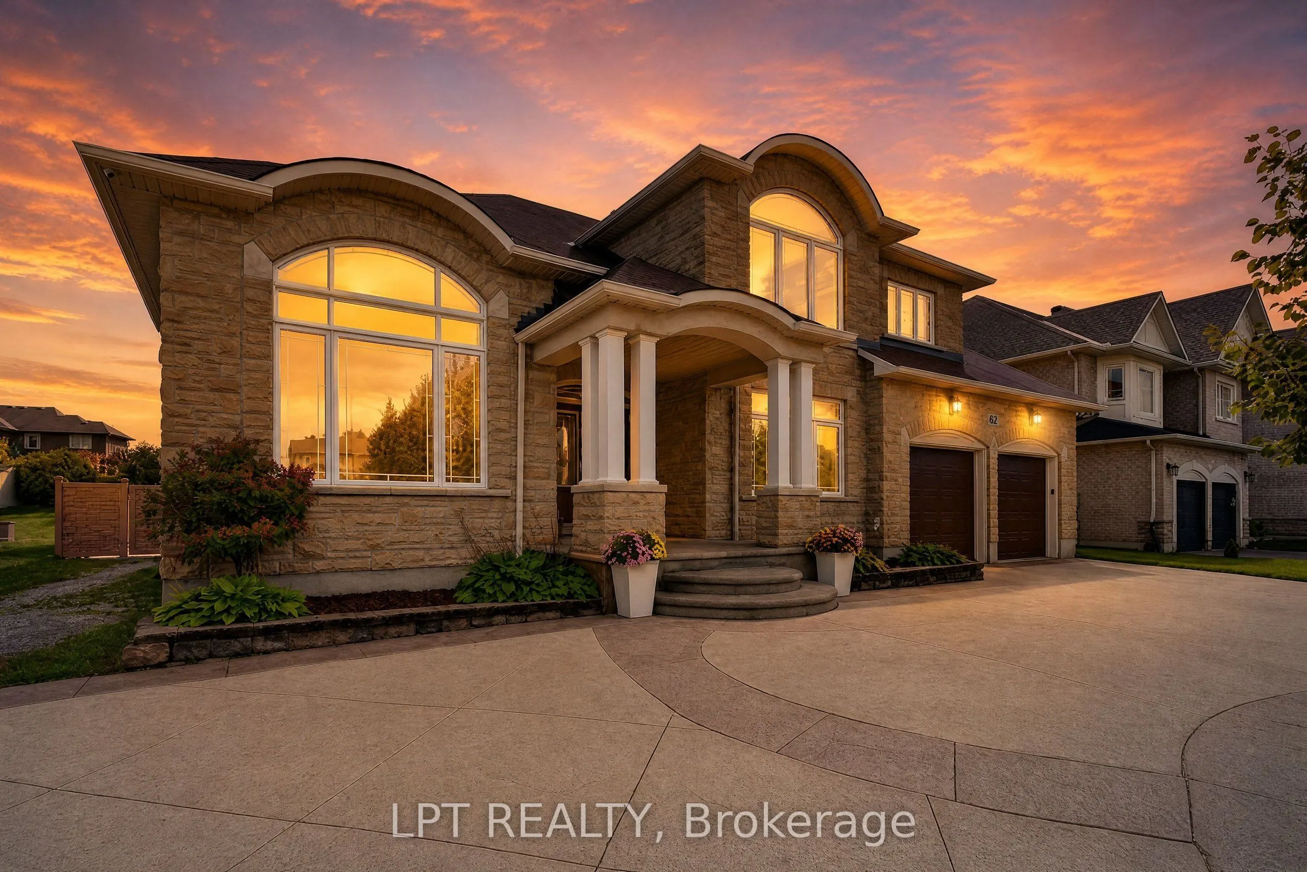 62 Tradewinds Drive