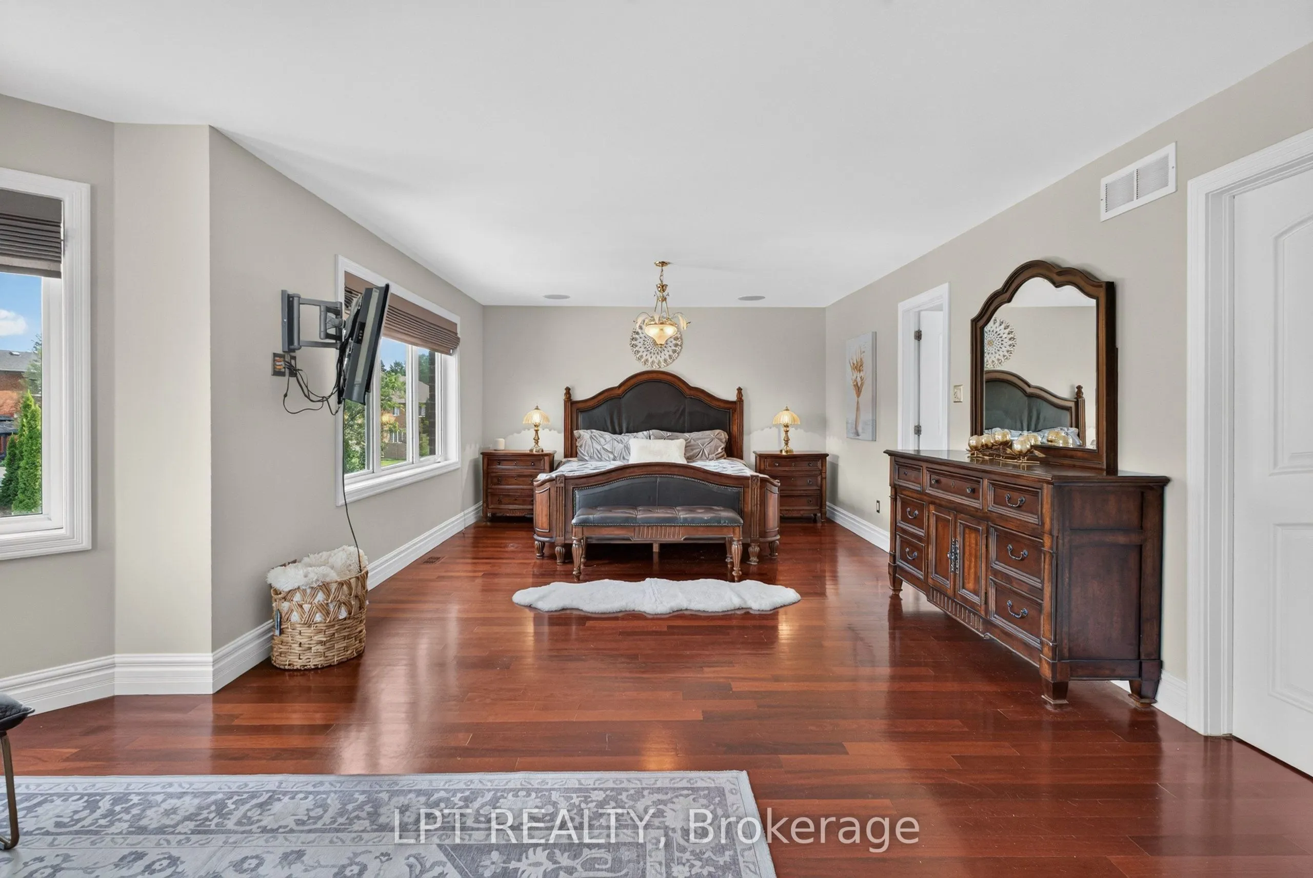 62 Tradewinds Drive