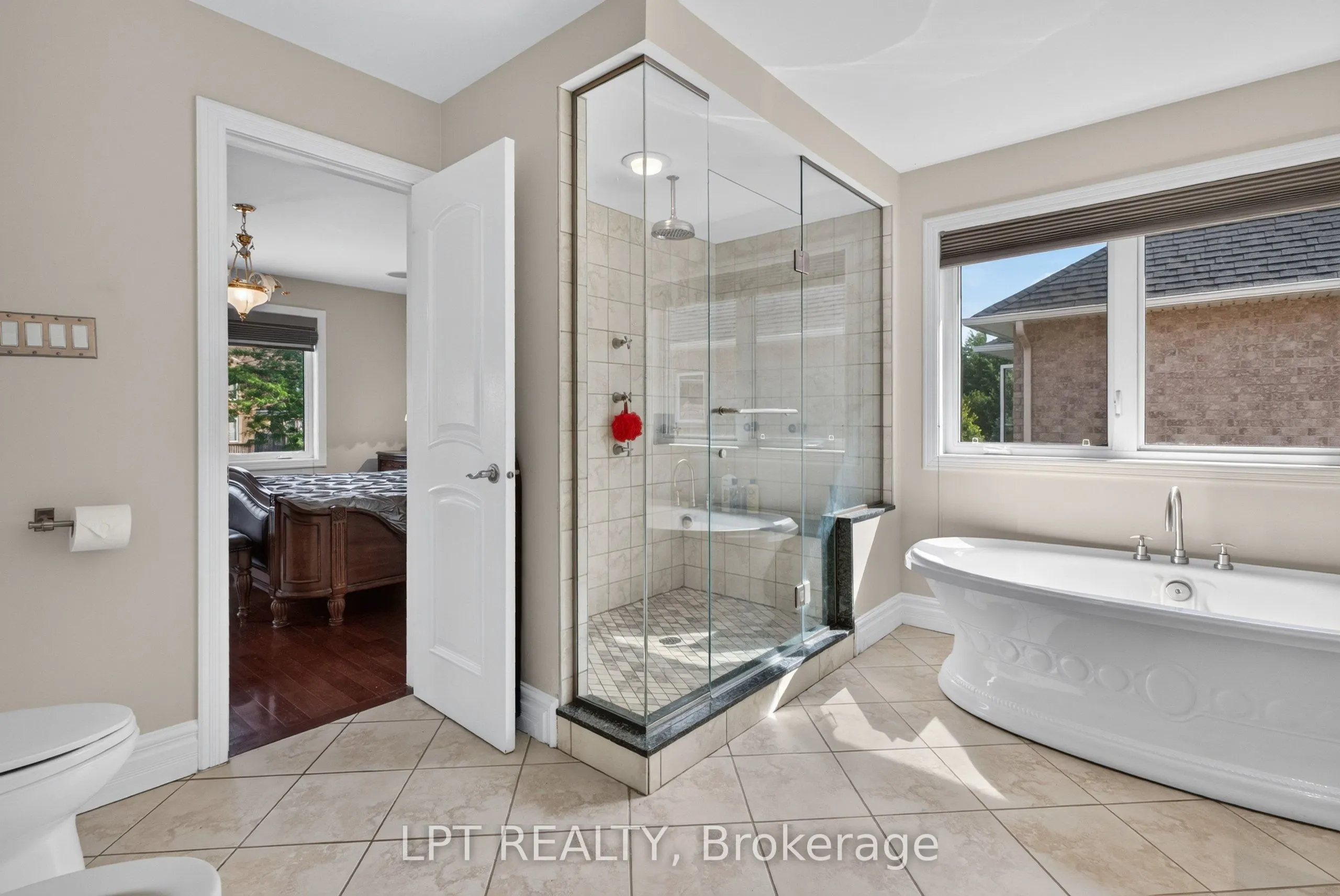 62 Tradewinds Drive