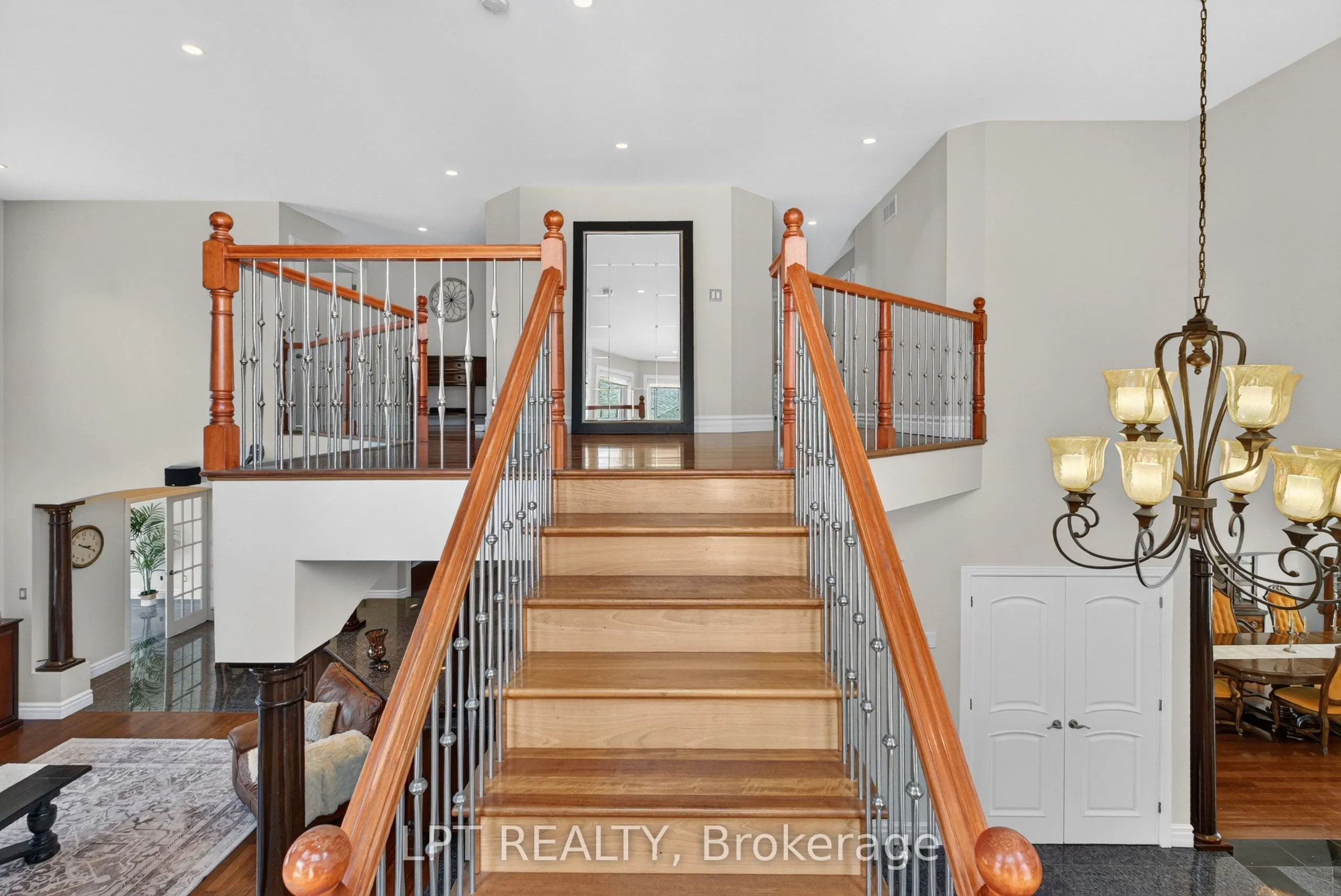 62 Tradewinds Drive