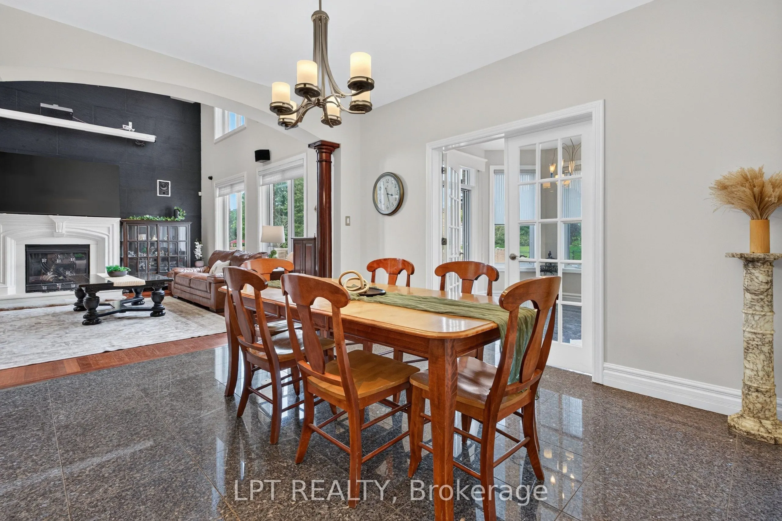 62 Tradewinds Drive